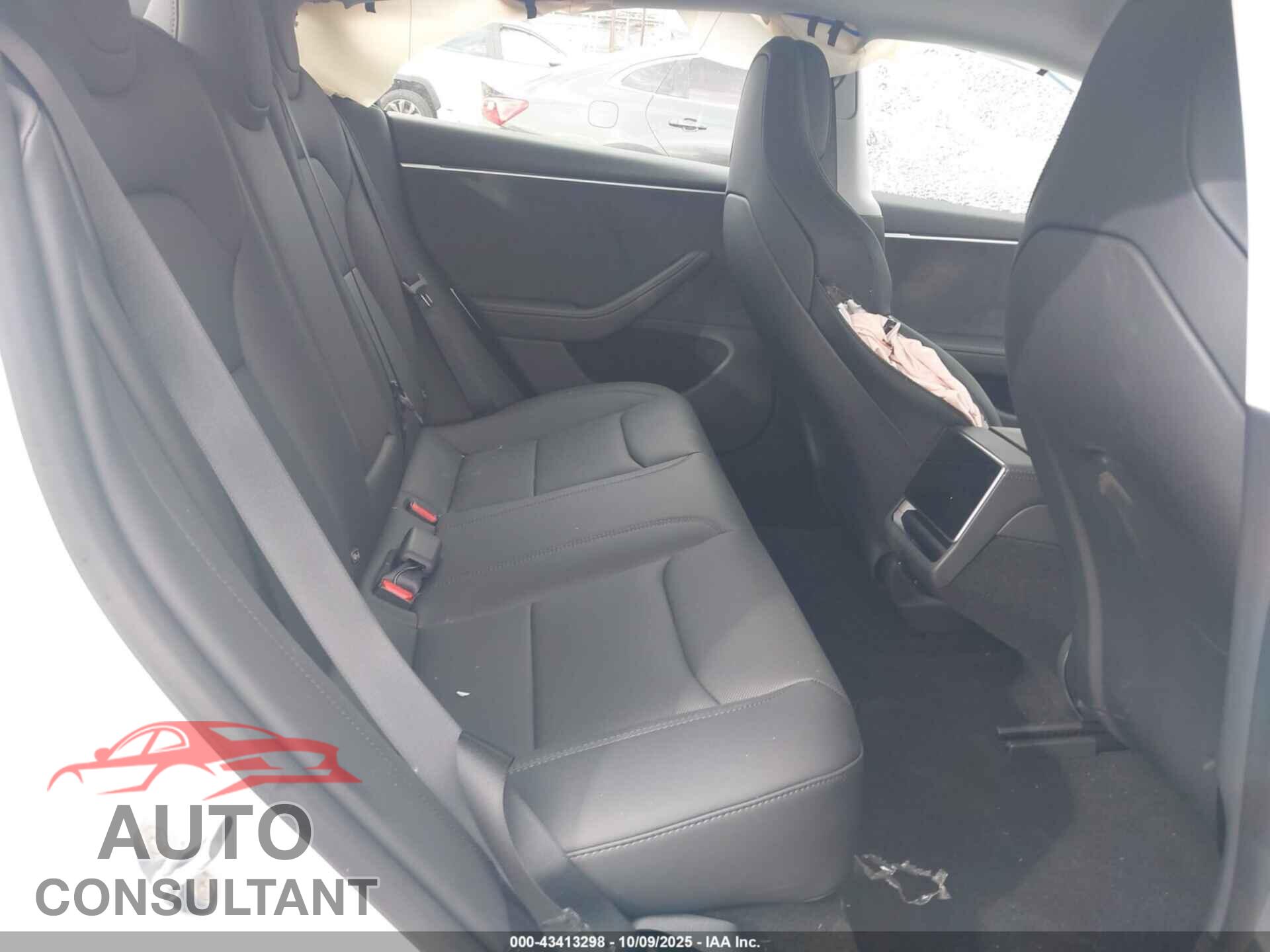 TESLA MODEL 3 2025 - 5YJ3E1ET8SF081969