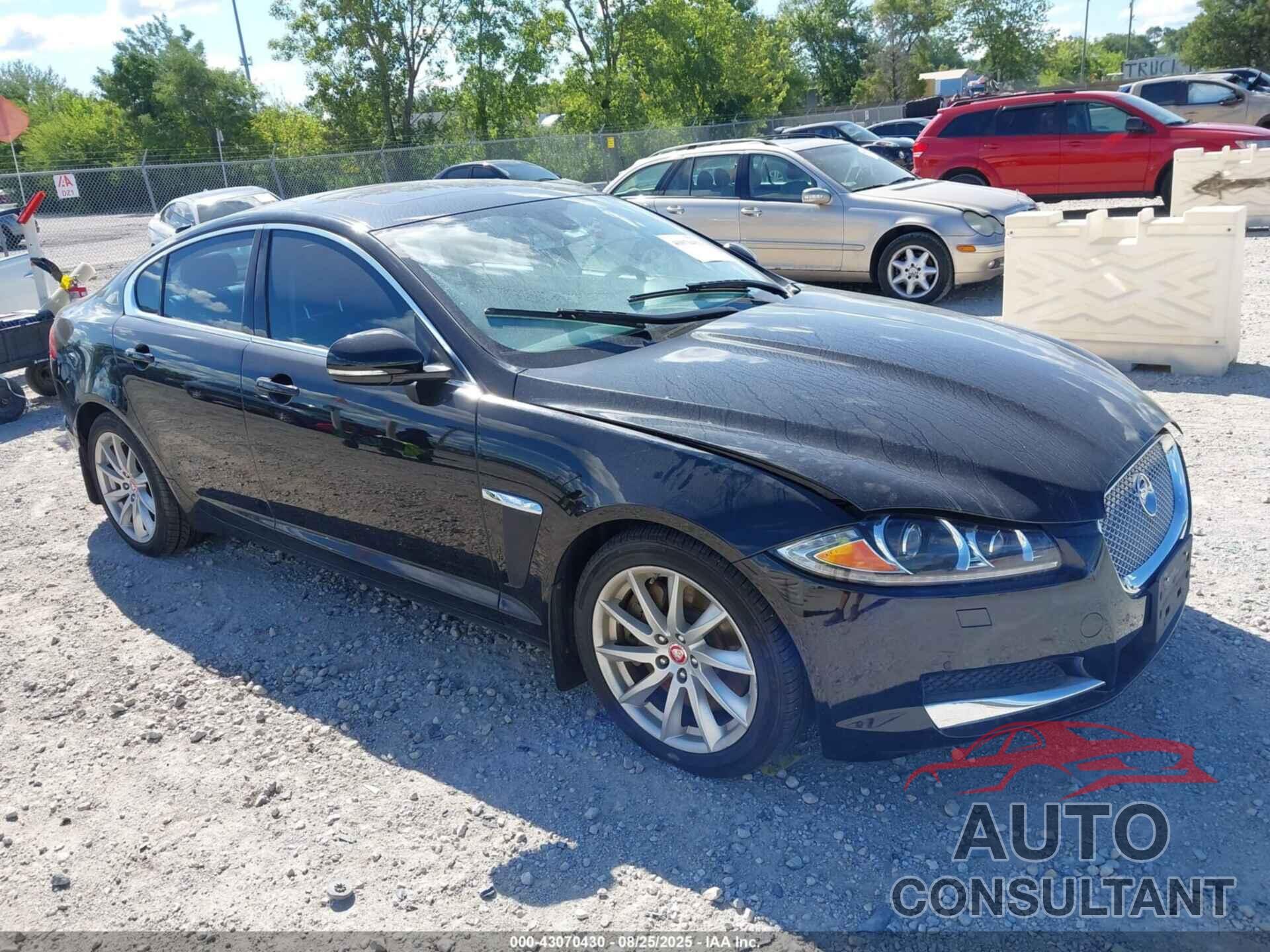 JAGUAR XF 2012 - SAJWA0FB9CLS52401