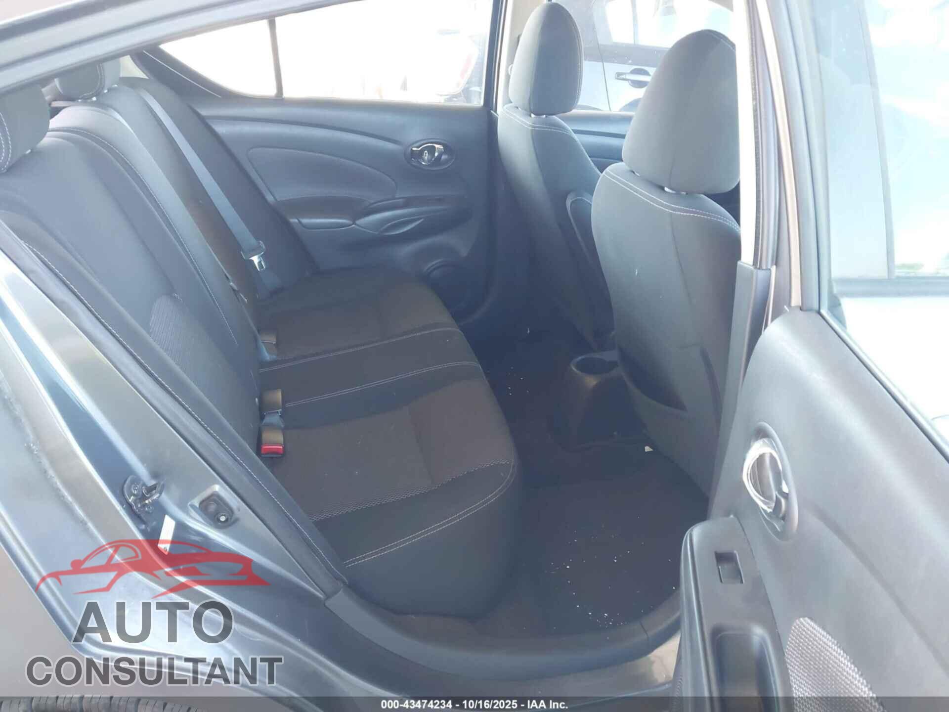 NISSAN VERSA 2017 - 3N1CN7AP3HL813174