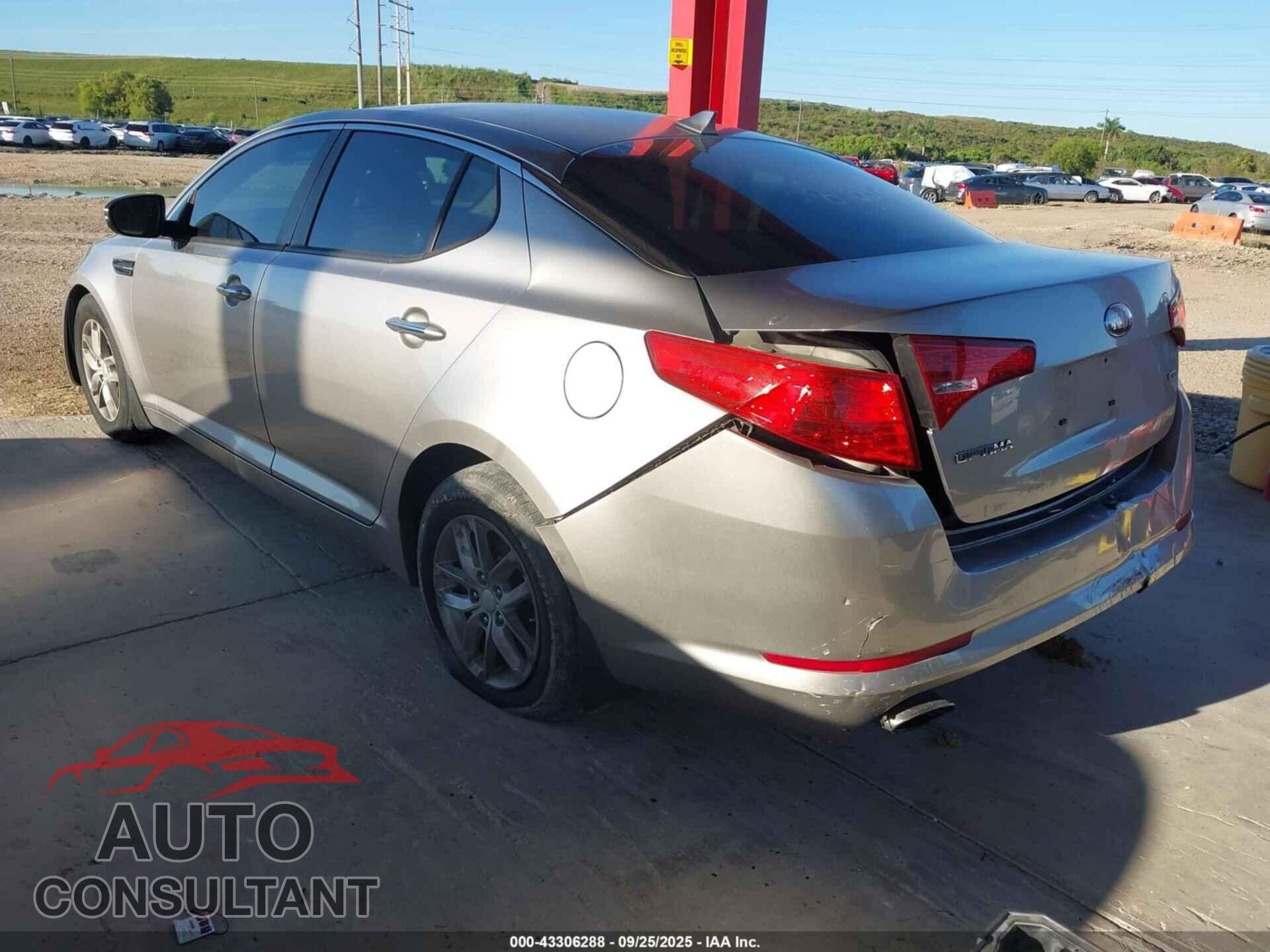 KIA OPTIMA 2013 - KNAGM4A70D5376287