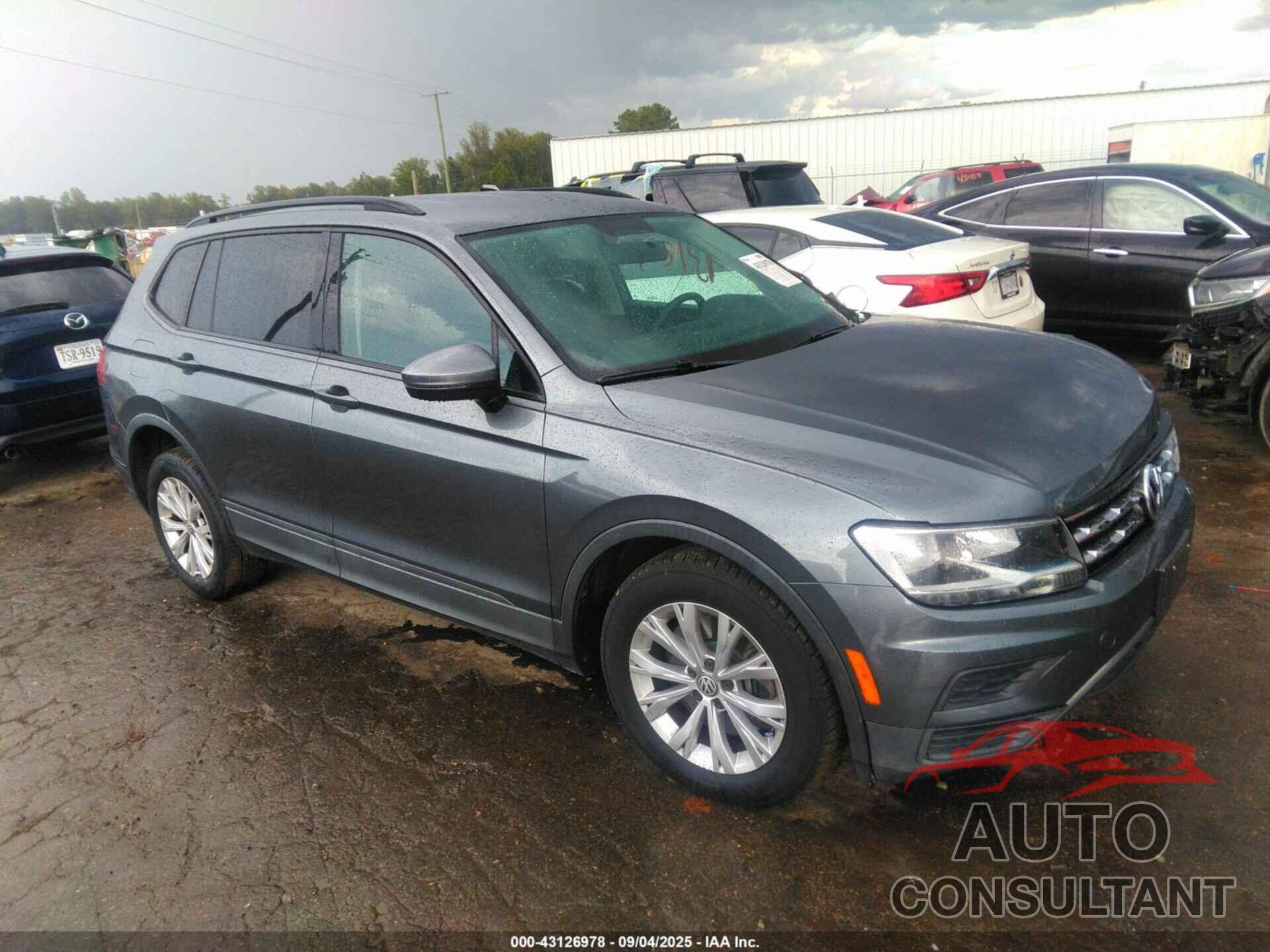 VOLKSWAGEN TIGUAN 2018 - 3VV1B7AX3JM110642