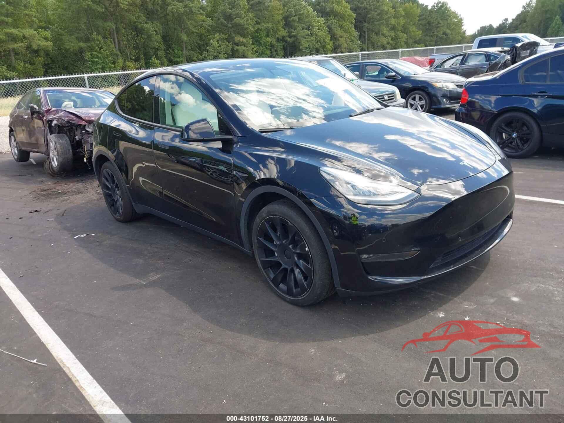 TESLA MODEL Y 2021 - 5YJYGDEE2MF257923