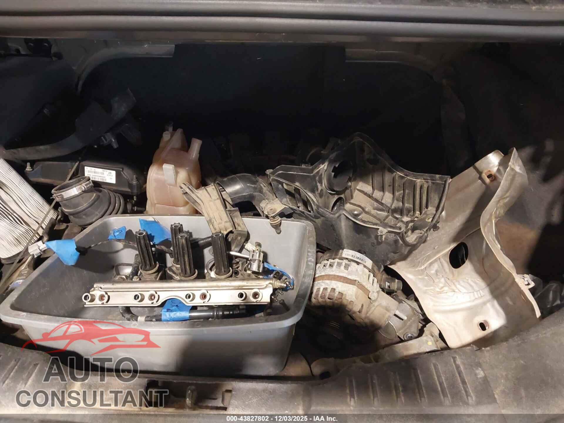 FORD FOCUS 2015 - 1FADP3F29FL336024