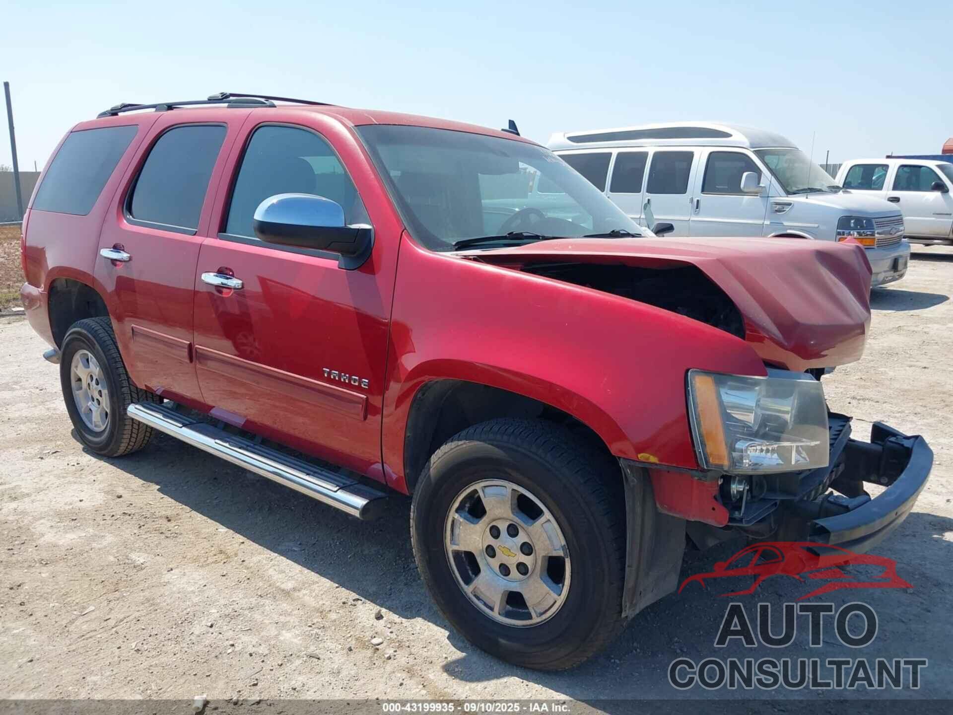 CHEVROLET TAHOE 2013 - 1GNSKAE09DR183084