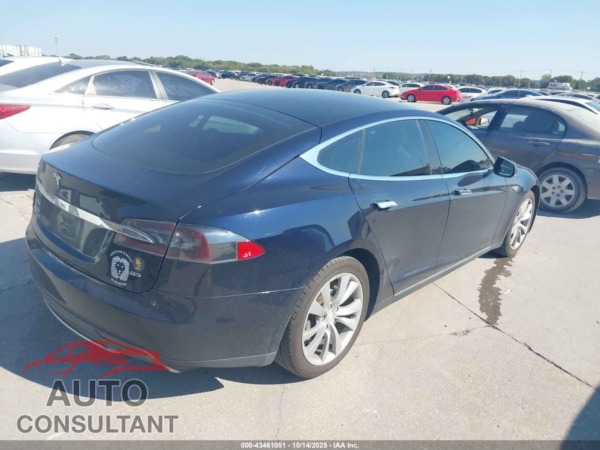 TESLA MODEL S 2013 - 5YJSA1CN2DFP20457