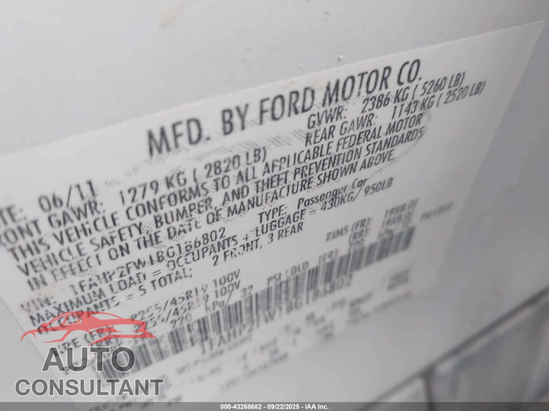 FORD TAURUS 2011 - 1FAHP2FW1BG186802