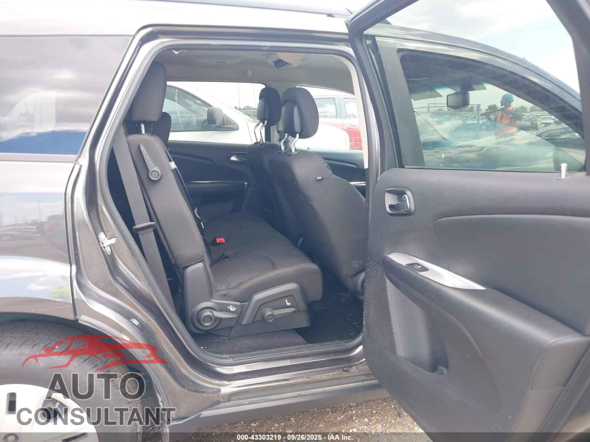 DODGE JOURNEY 2017 - 3C4PDCAB9HT538957