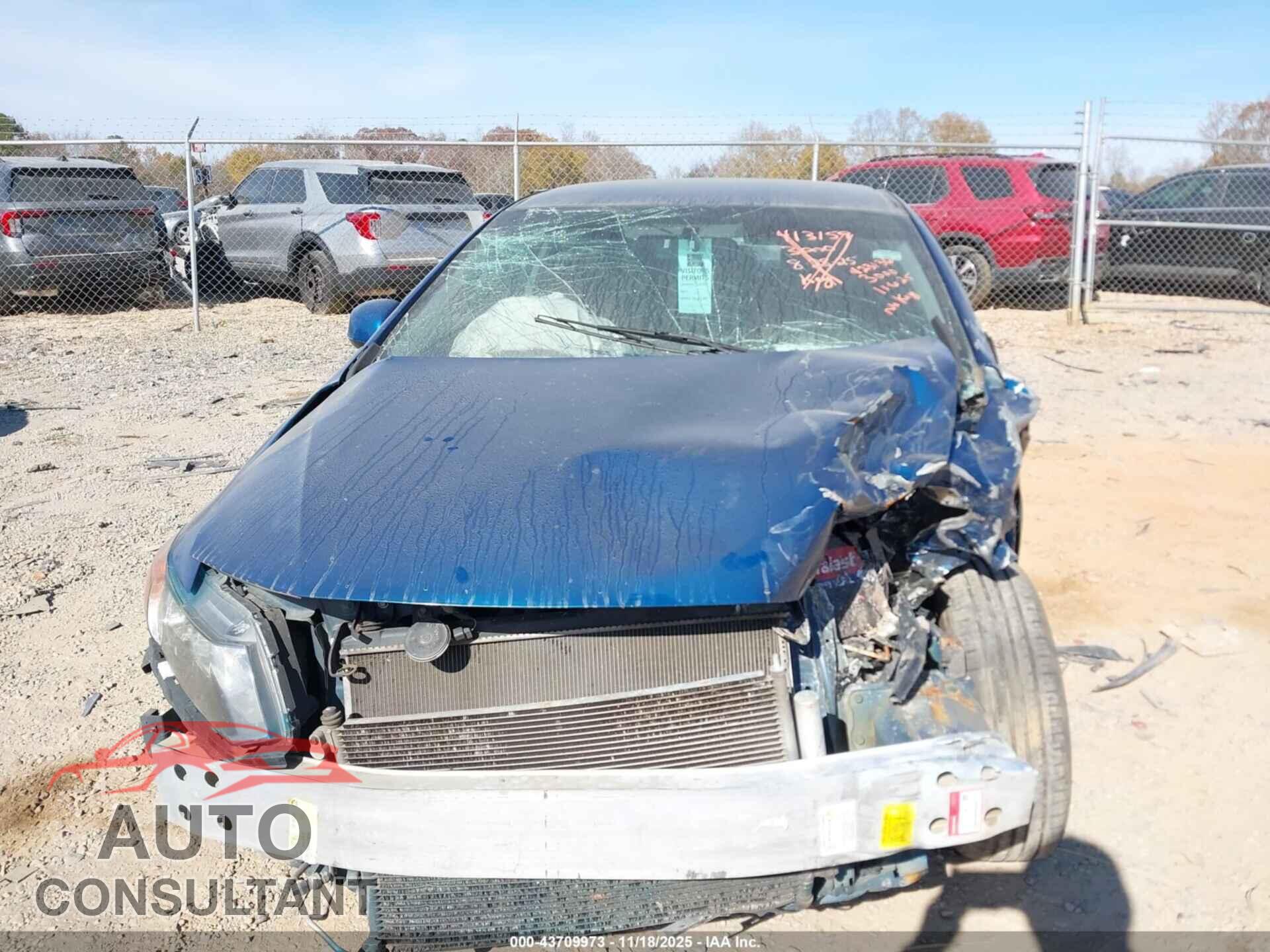 HONDA CIVIC 2012 - 2HGFB2F57CH573000
