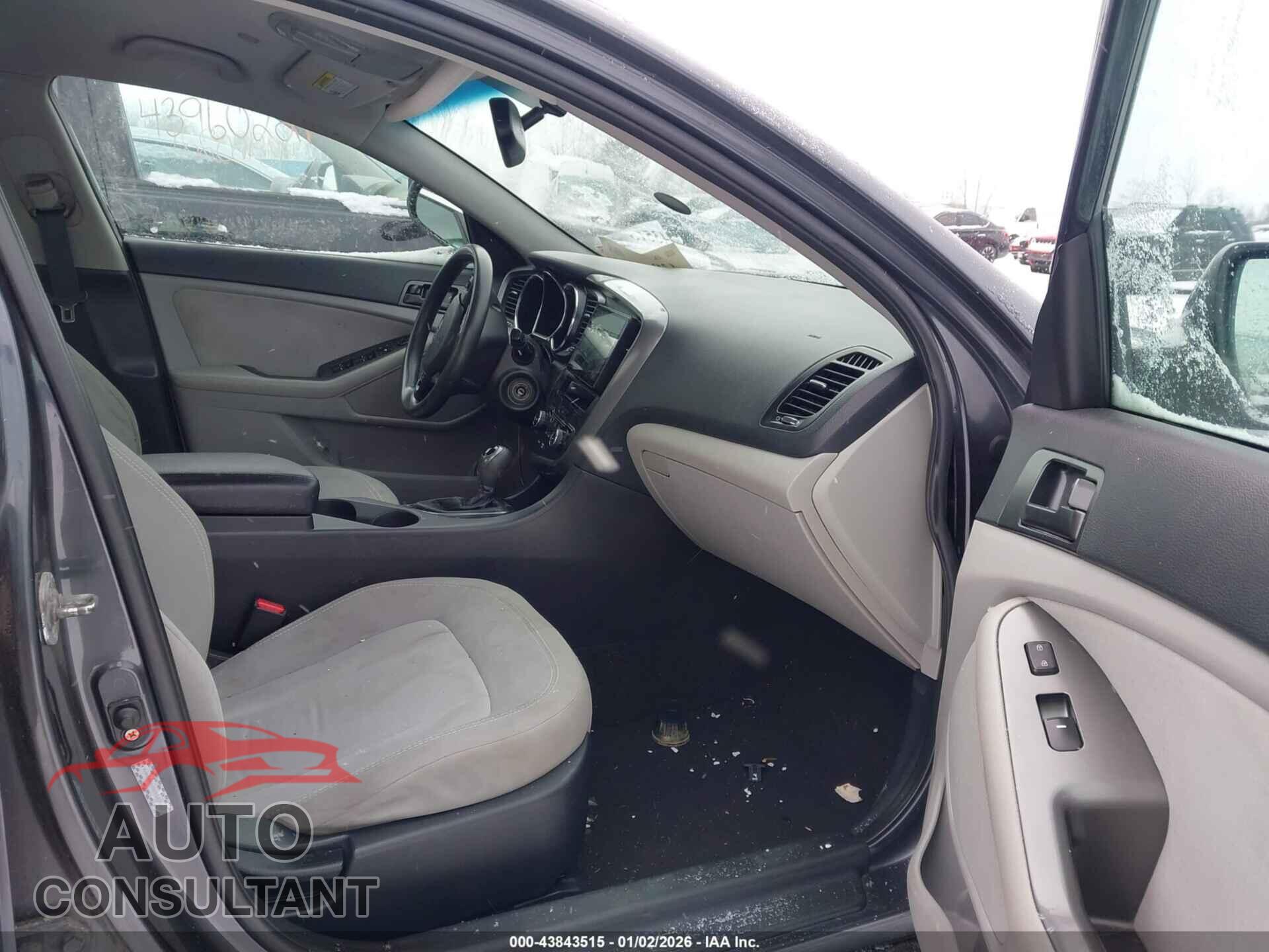 KIA OPTIMA 2011 - KNAGM4A75B5167561