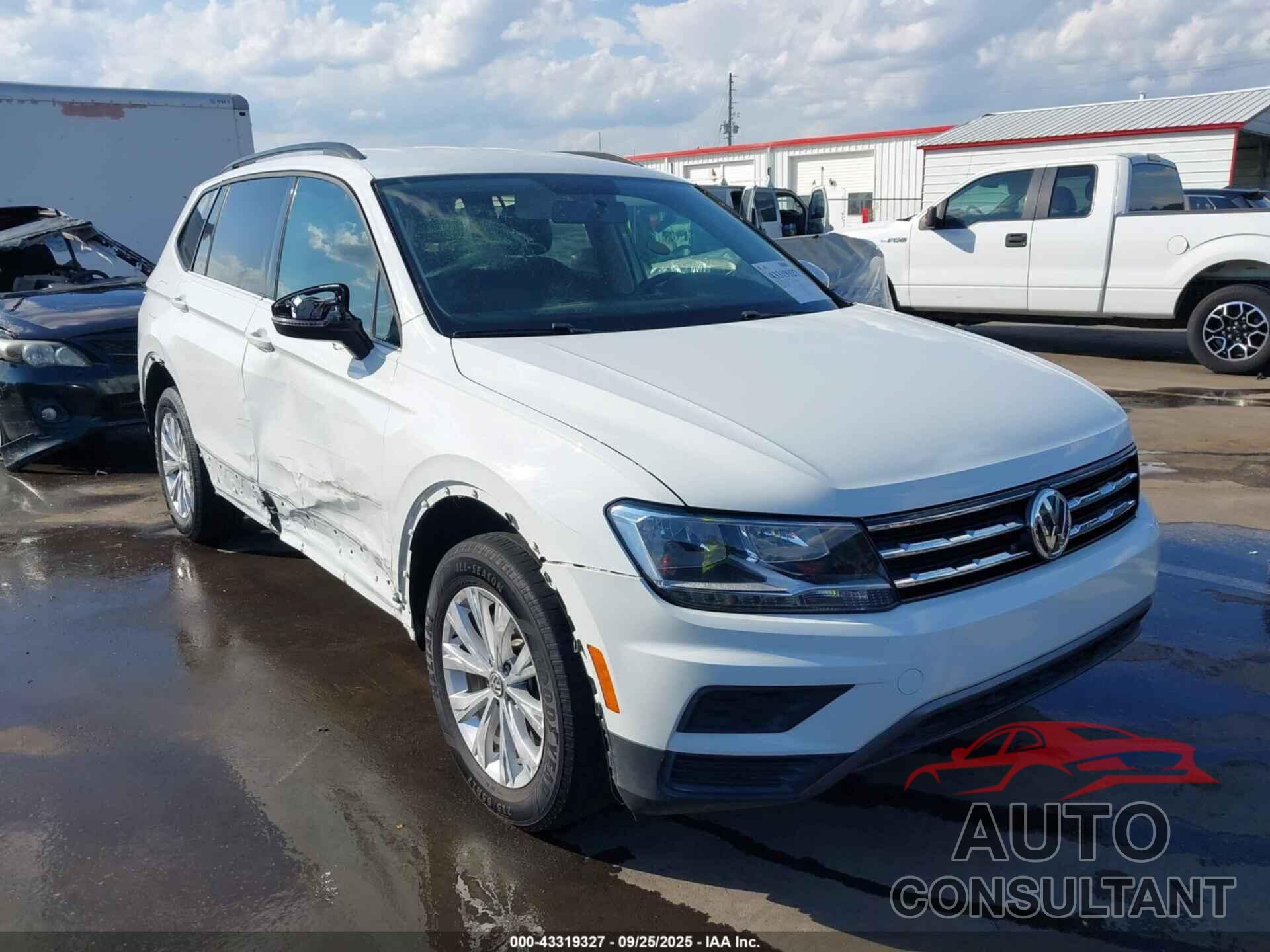 VOLKSWAGEN TIGUAN 2020 - 3VV0B7AX7LM124283