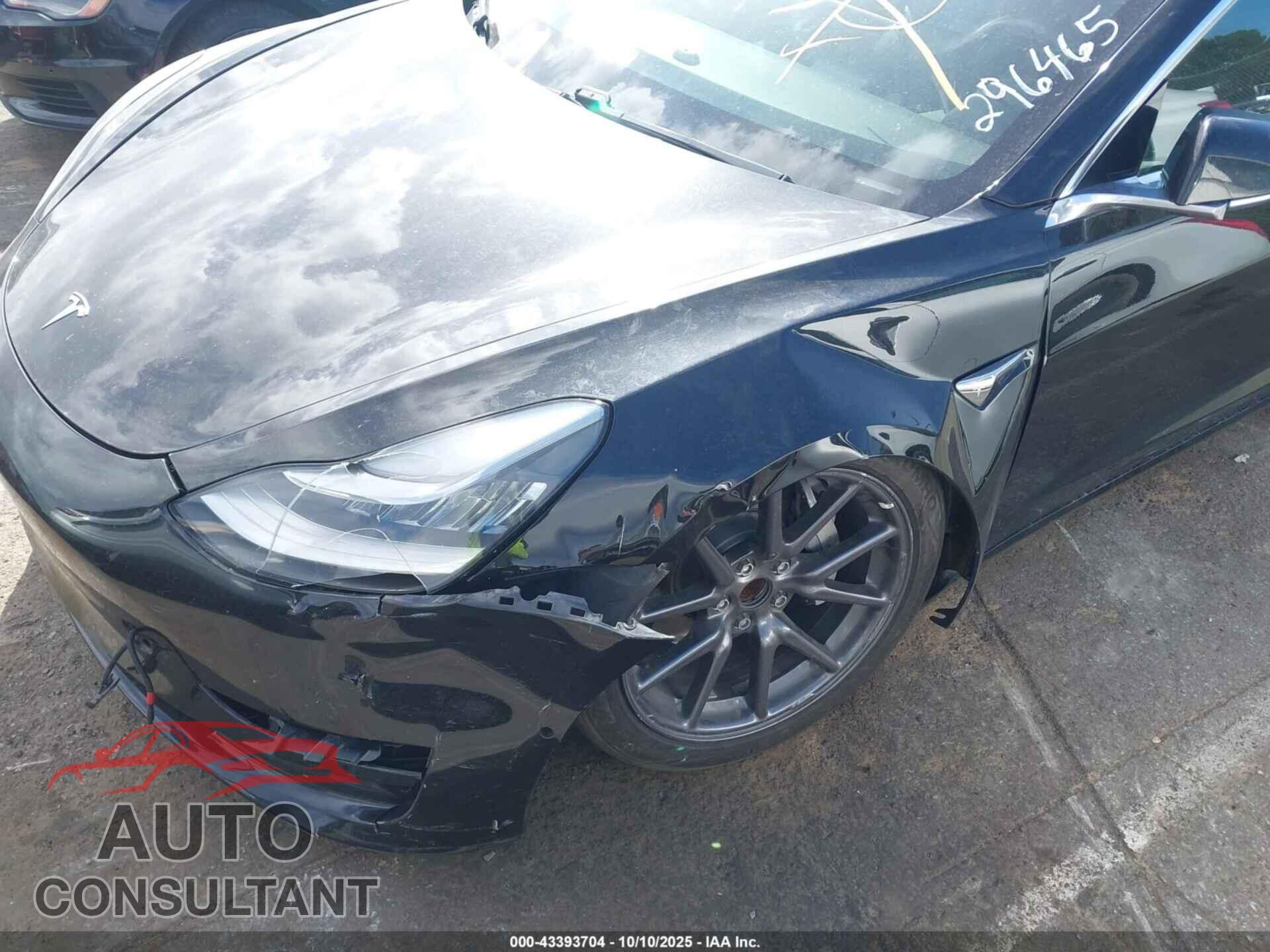 TESLA MODEL 3 2019 - 5YJ3E1EA5KF296465