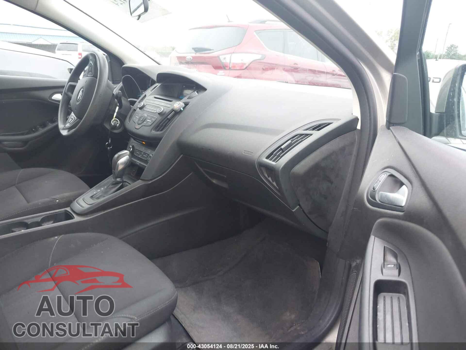 FORD FOCUS 2016 - 1FADP3F20GL378020