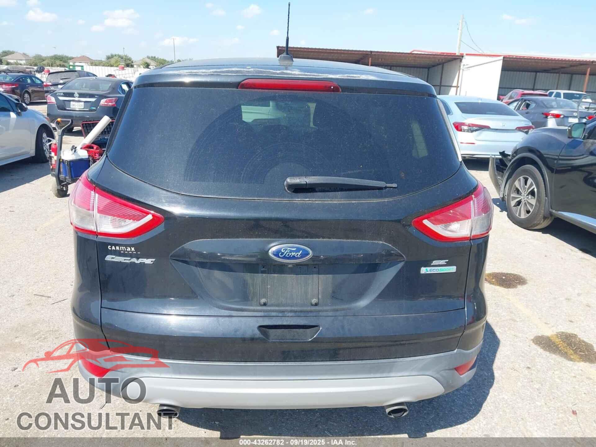 FORD ESCAPE 2016 - 1FMCU0G91GUA54721