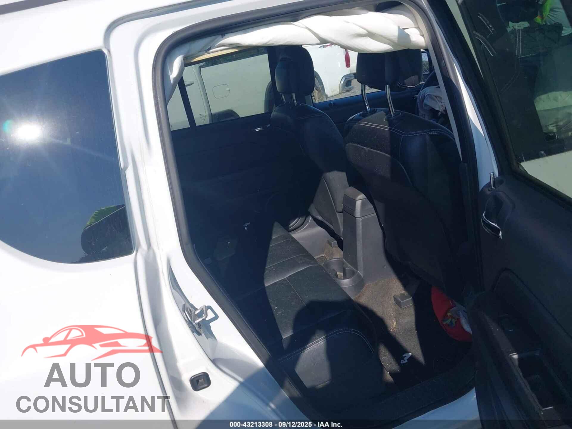 JEEP COMPASS 2015 - 1C4NJDBB8FD325201