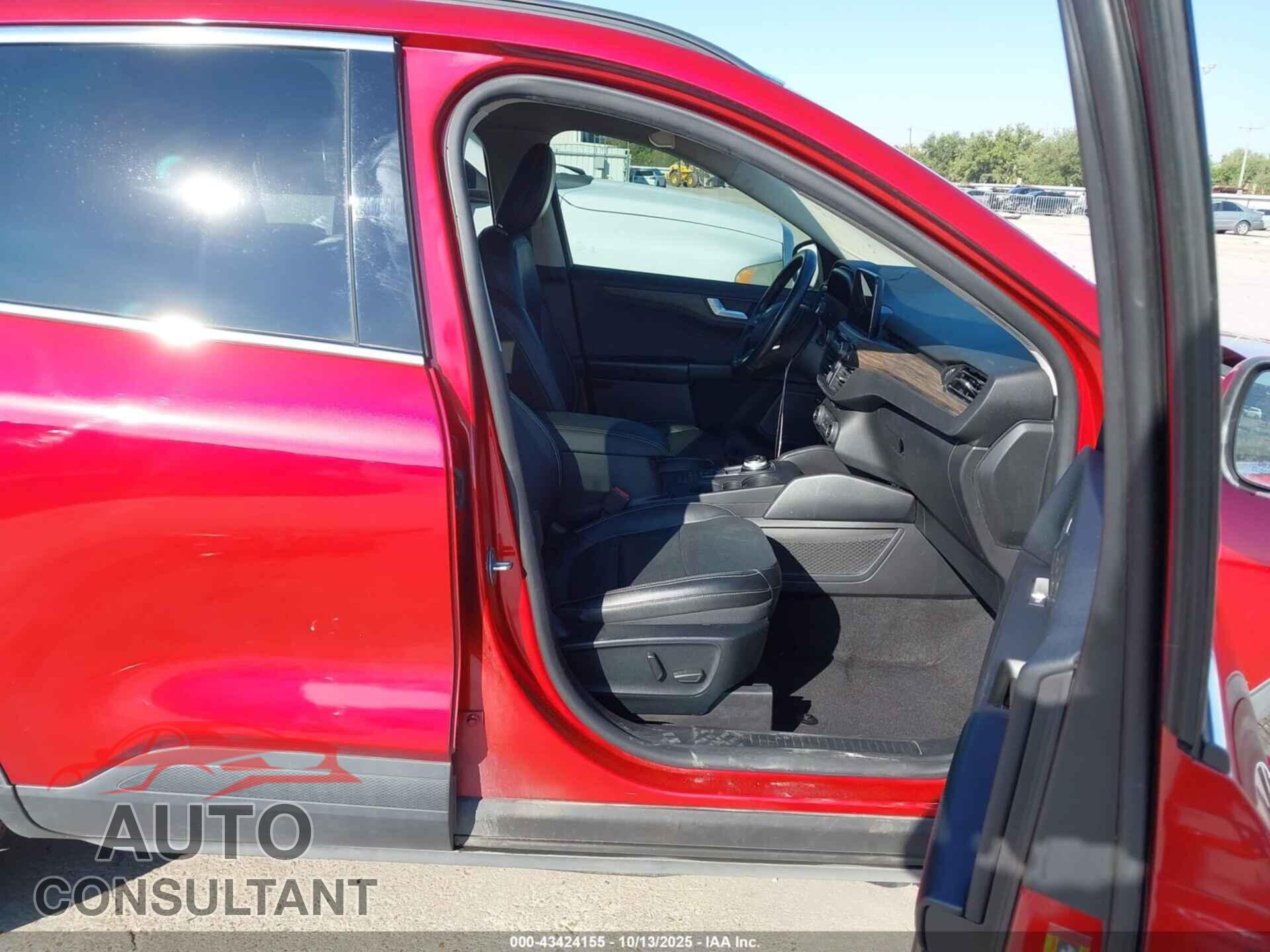 FORD ESCAPE 2020 - 1FMCU0DZ9LUA75296