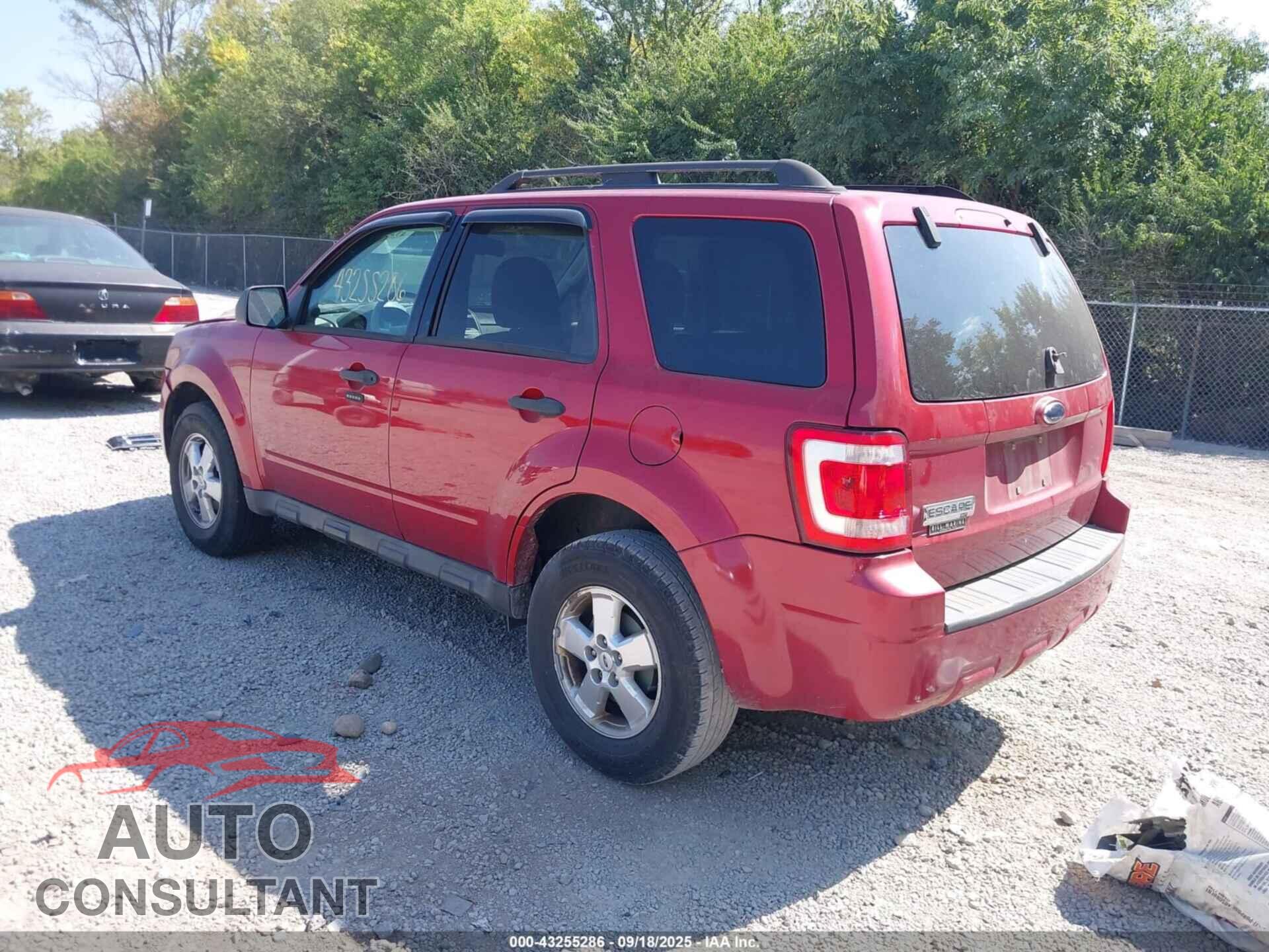 FORD ESCAPE 2009 - 1FMCU03759KD01743