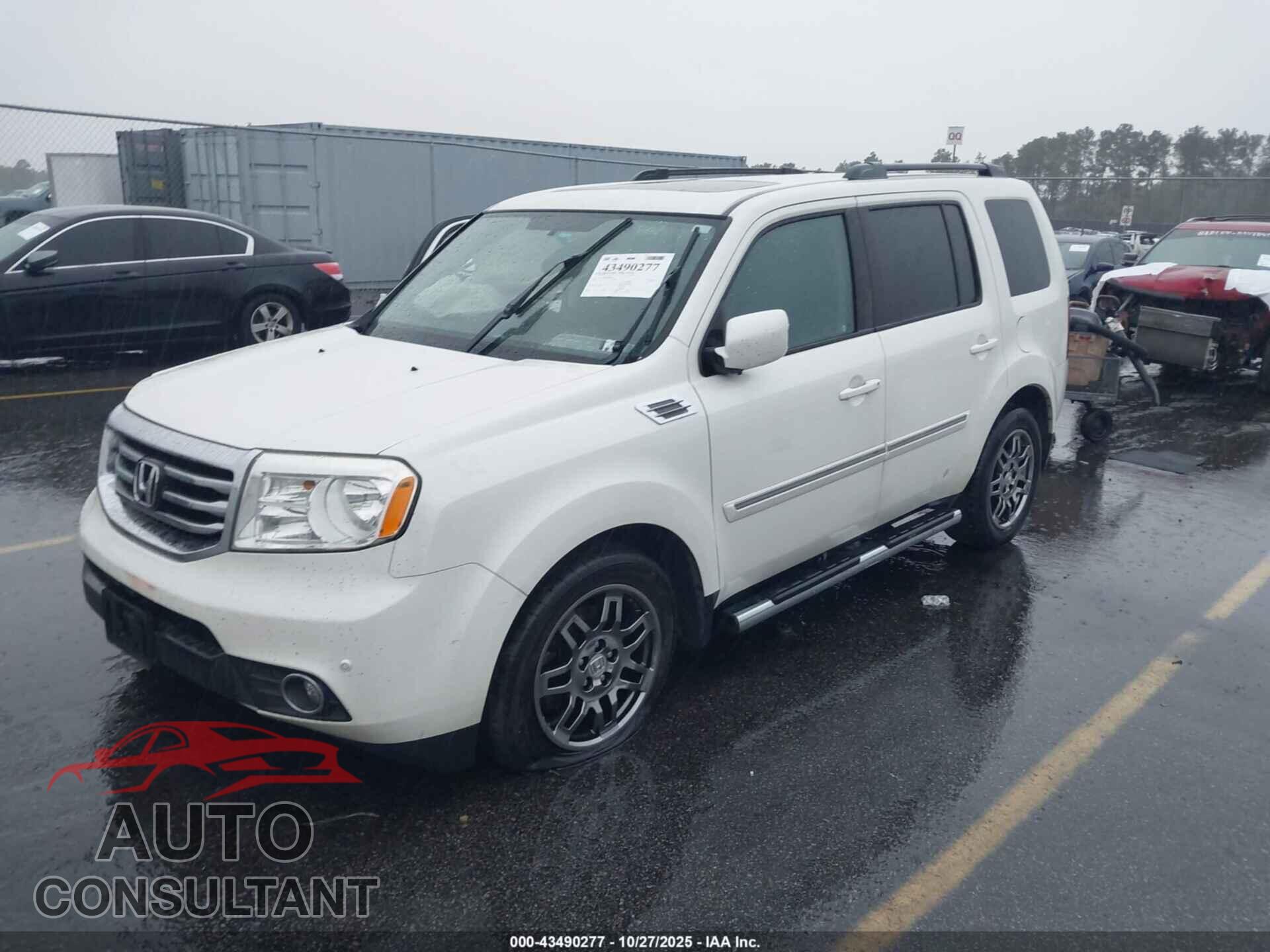 HONDA PILOT 2015 - 5FNYF4H99FB029826