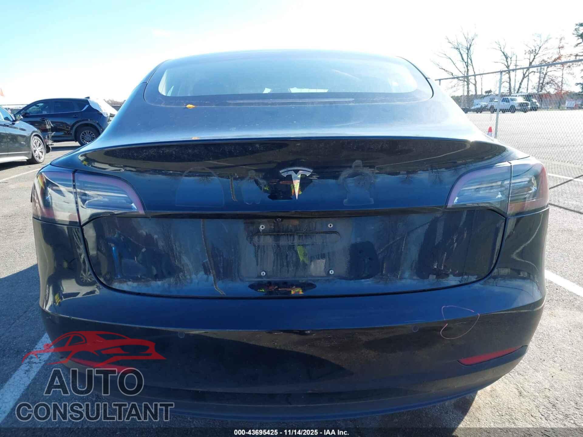 TESLA MODEL 3 2018 - 5YJ3E1EA2JF034501