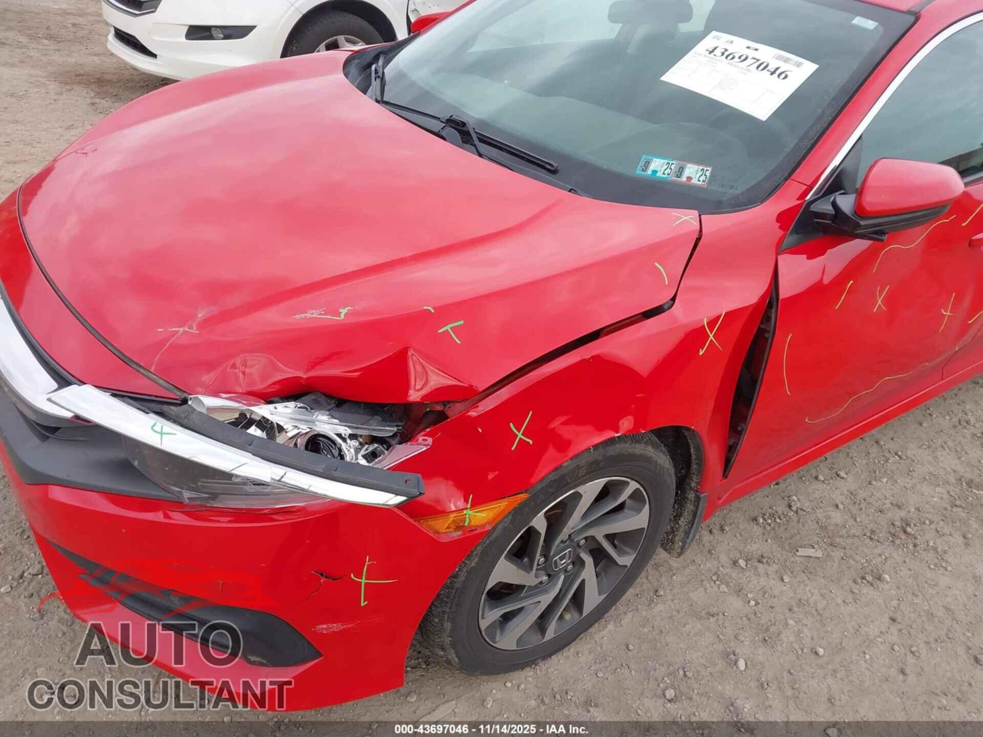 HONDA CIVIC 2017 - 2HGFC2F76HH557084