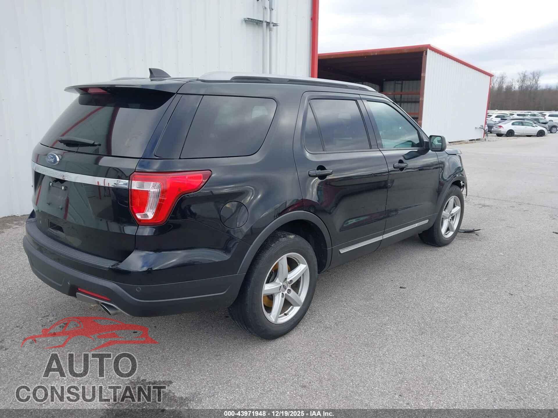 FORD EXPLORER 2018 - 1FM5K7D85JGB76748