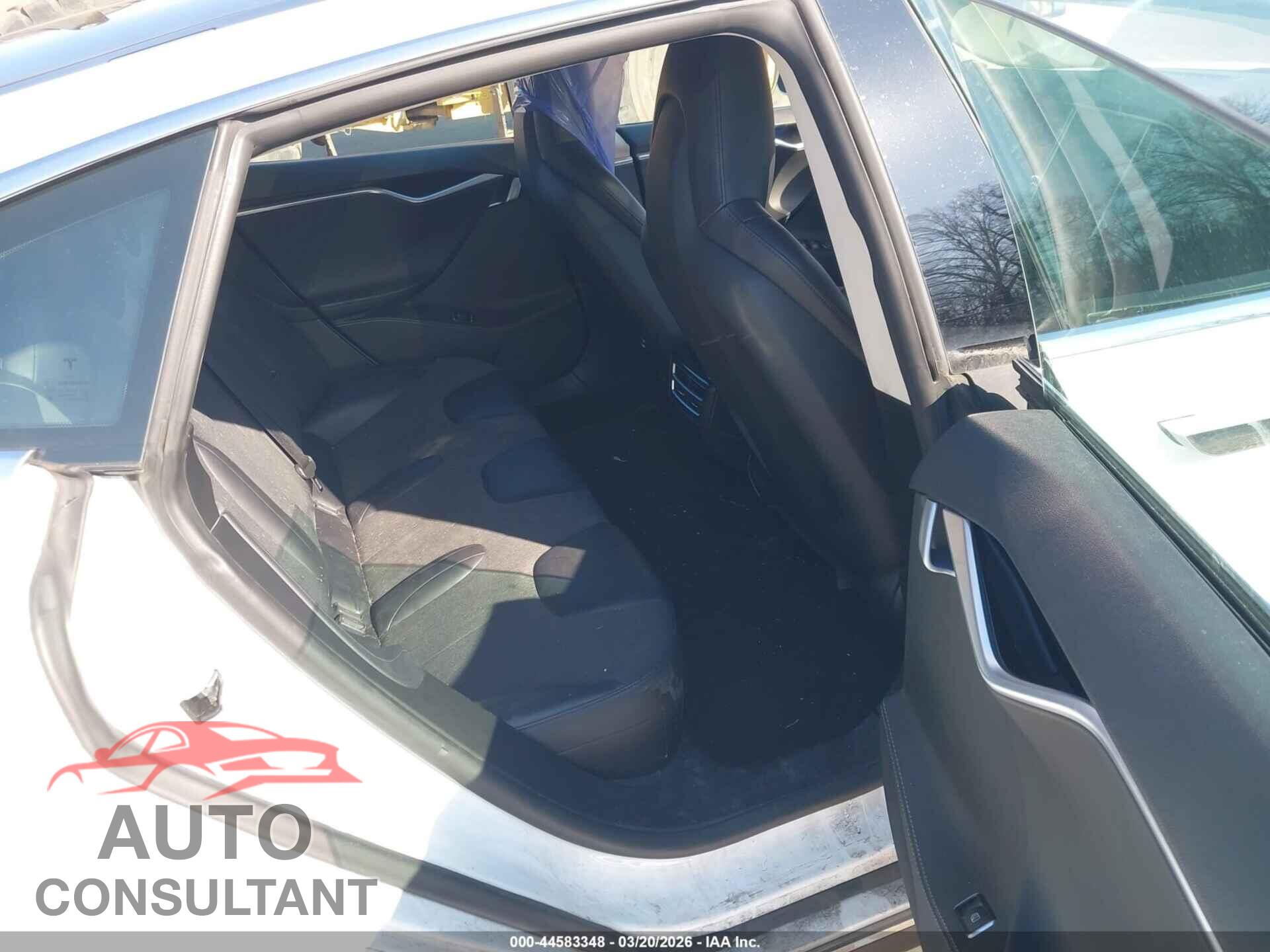 TESLA MODEL S 2015 - 5YJSA1S28FF090857