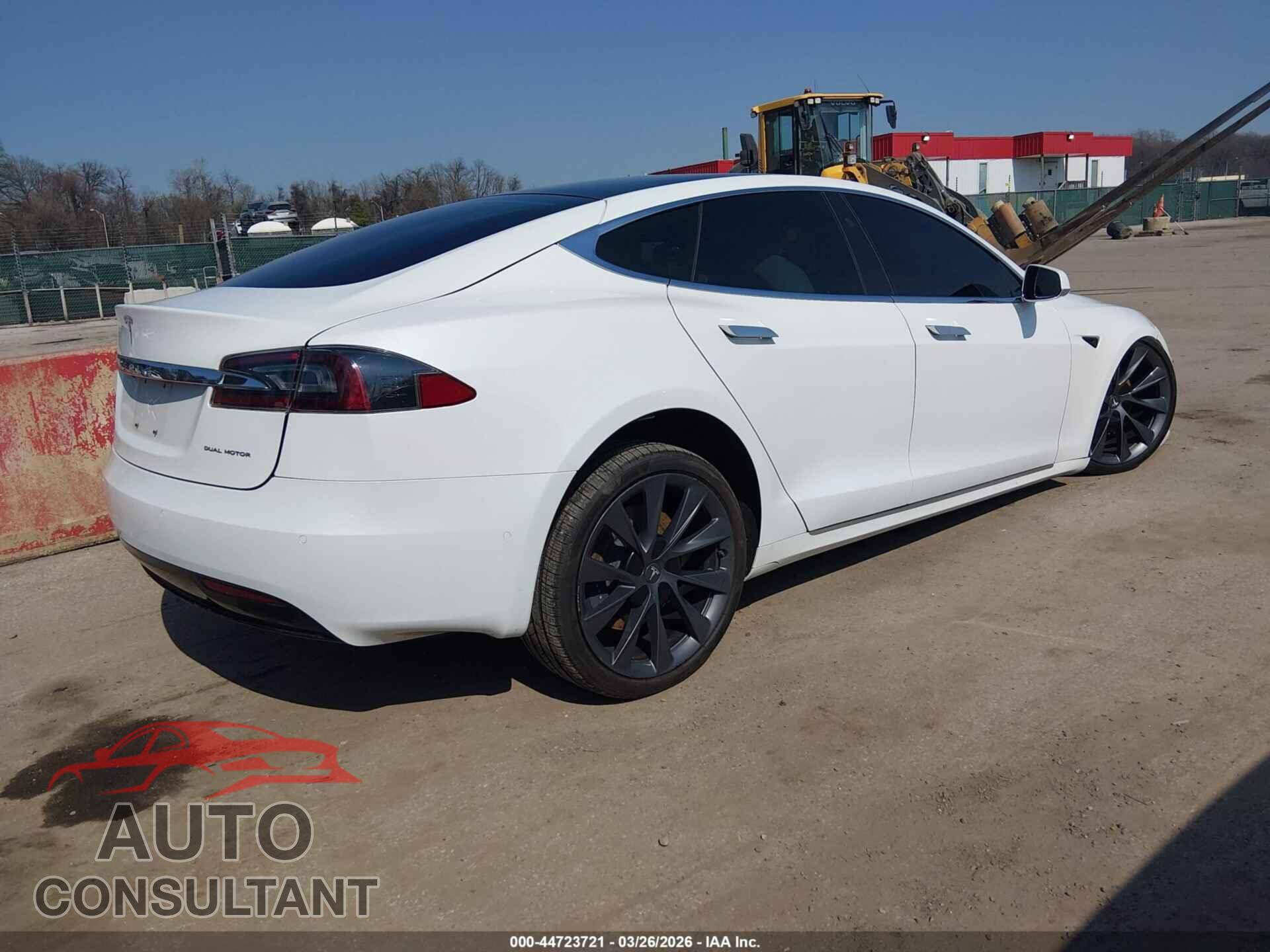 TESLA MODEL S 2020 - 5YJSA1E28LF413246