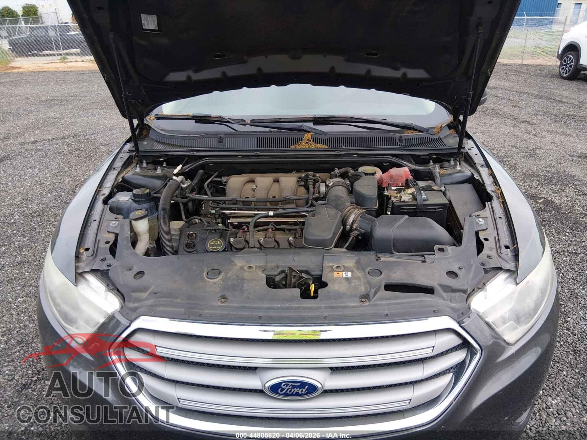 FORD TAURUS 2015 - 1FAHP2D80FG176529