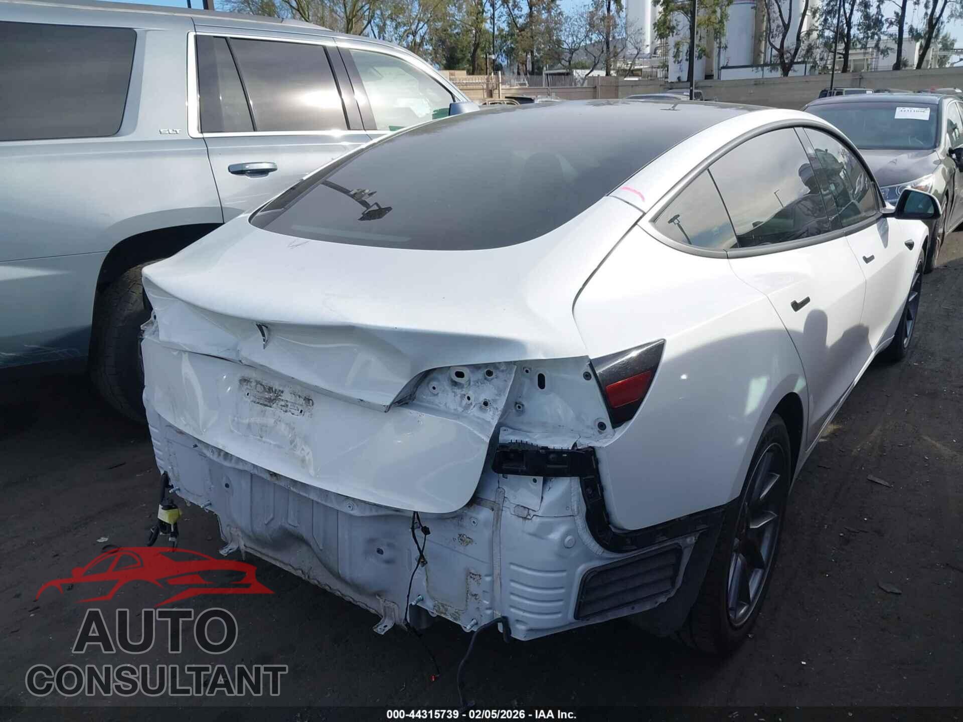 TESLA MODEL 3 2021 - 5YJ3E1EA2MF096064