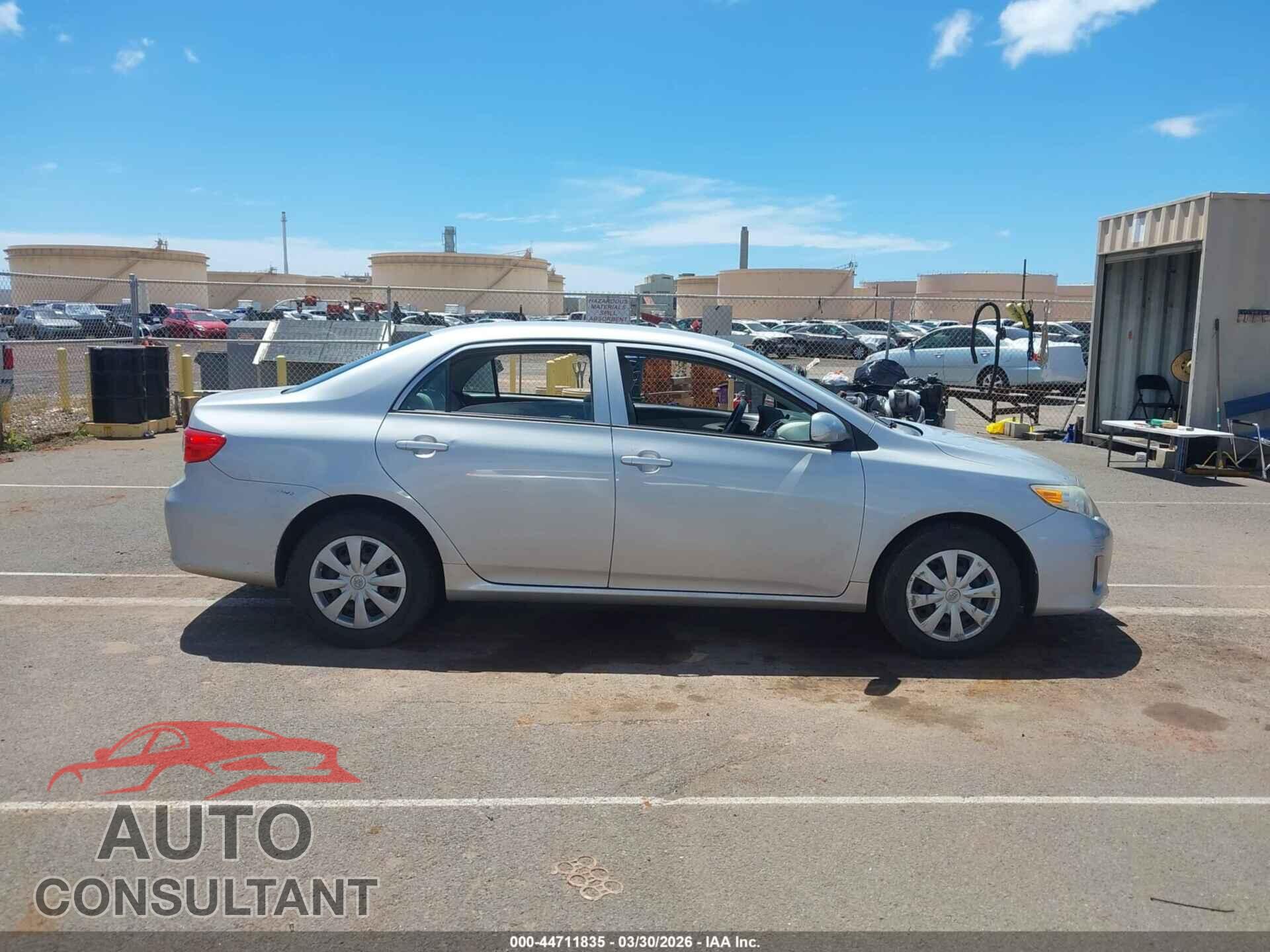 TOYOTA COROLLA 2013 - 2T1BU4EE4DC972771