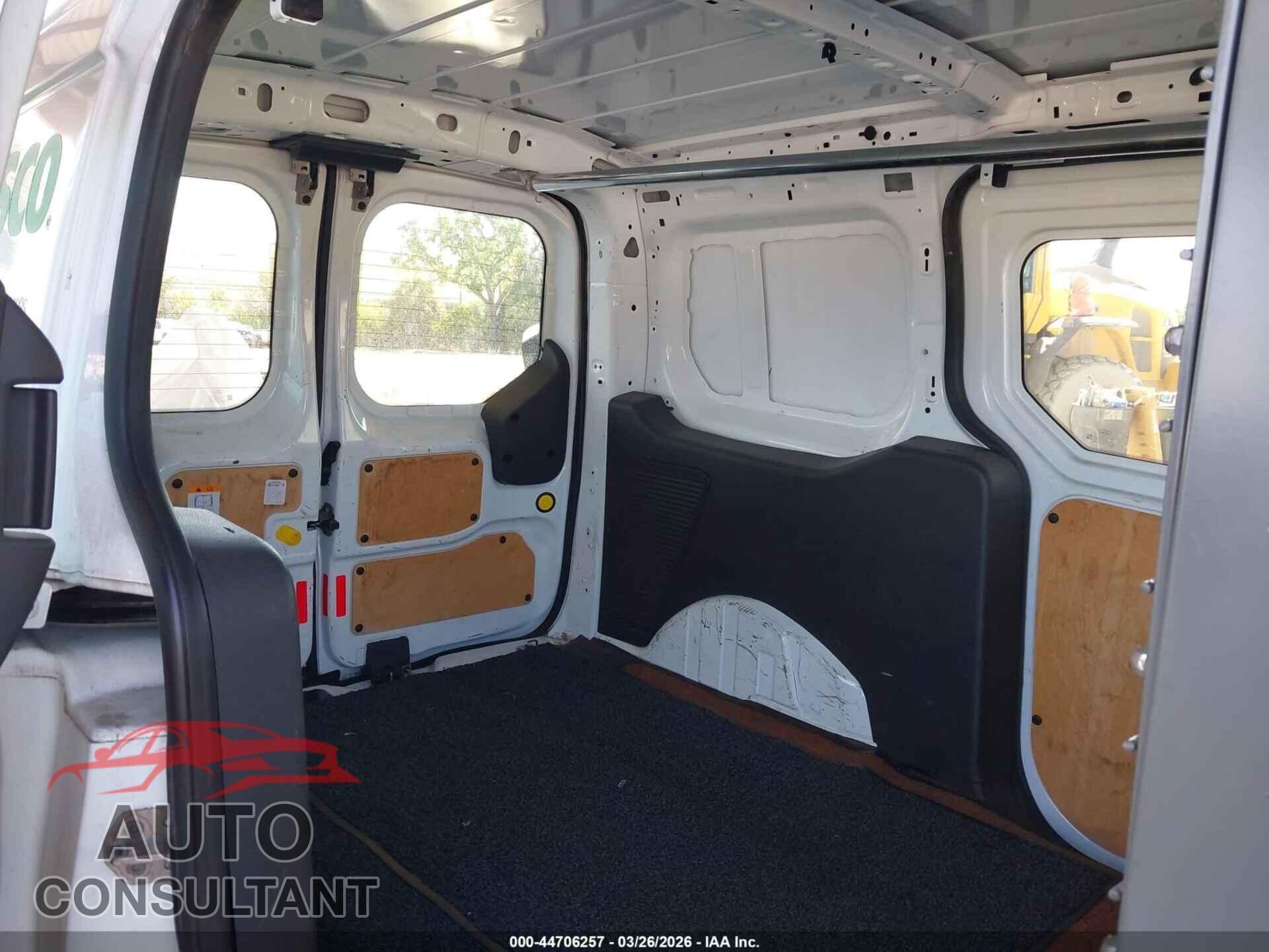 FORD TRANSIT CONNECT 2014 - NM0LS7F71E1140495