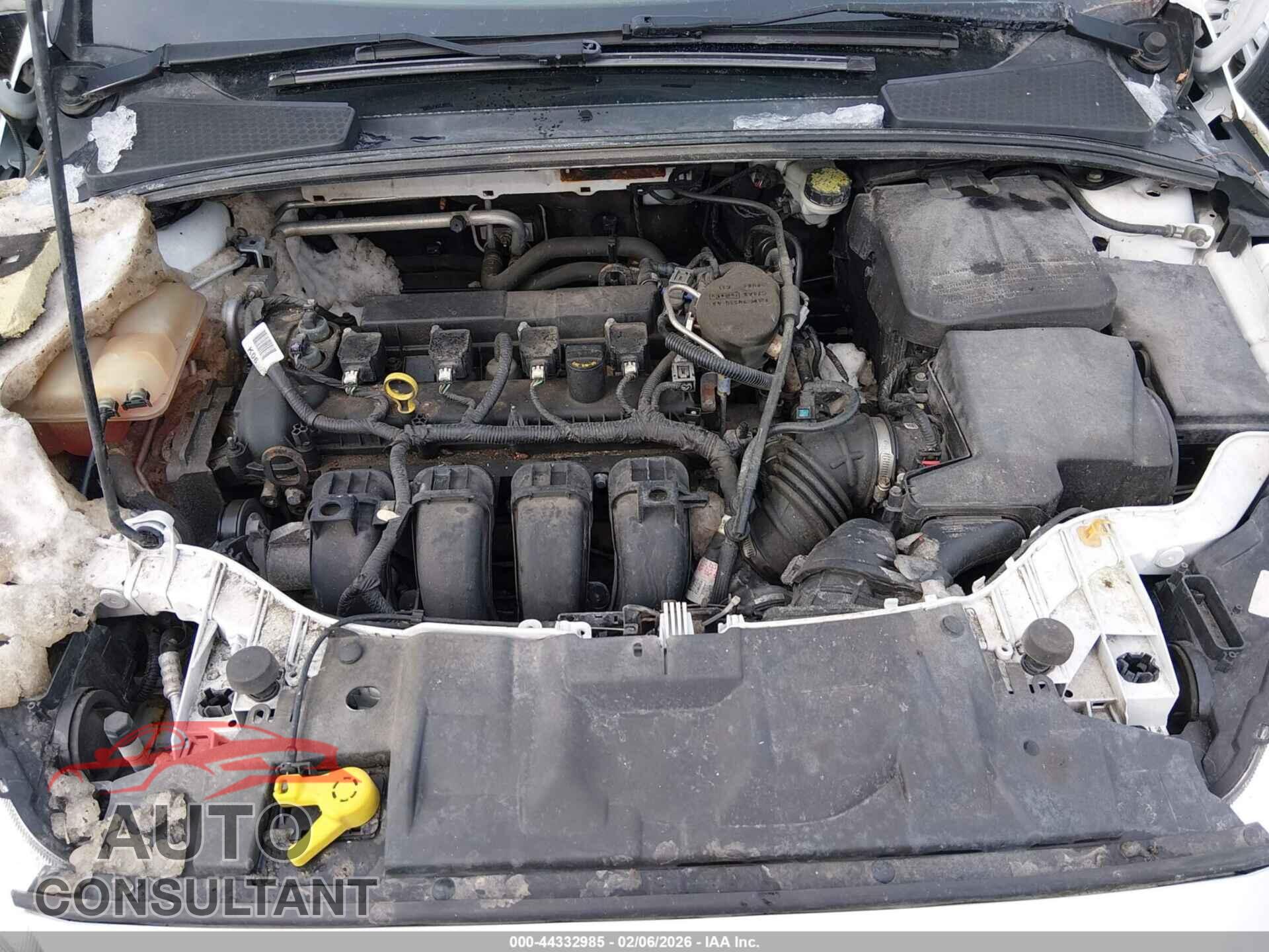 FORD FOCUS 2015 - 1FADP3F24FL355466