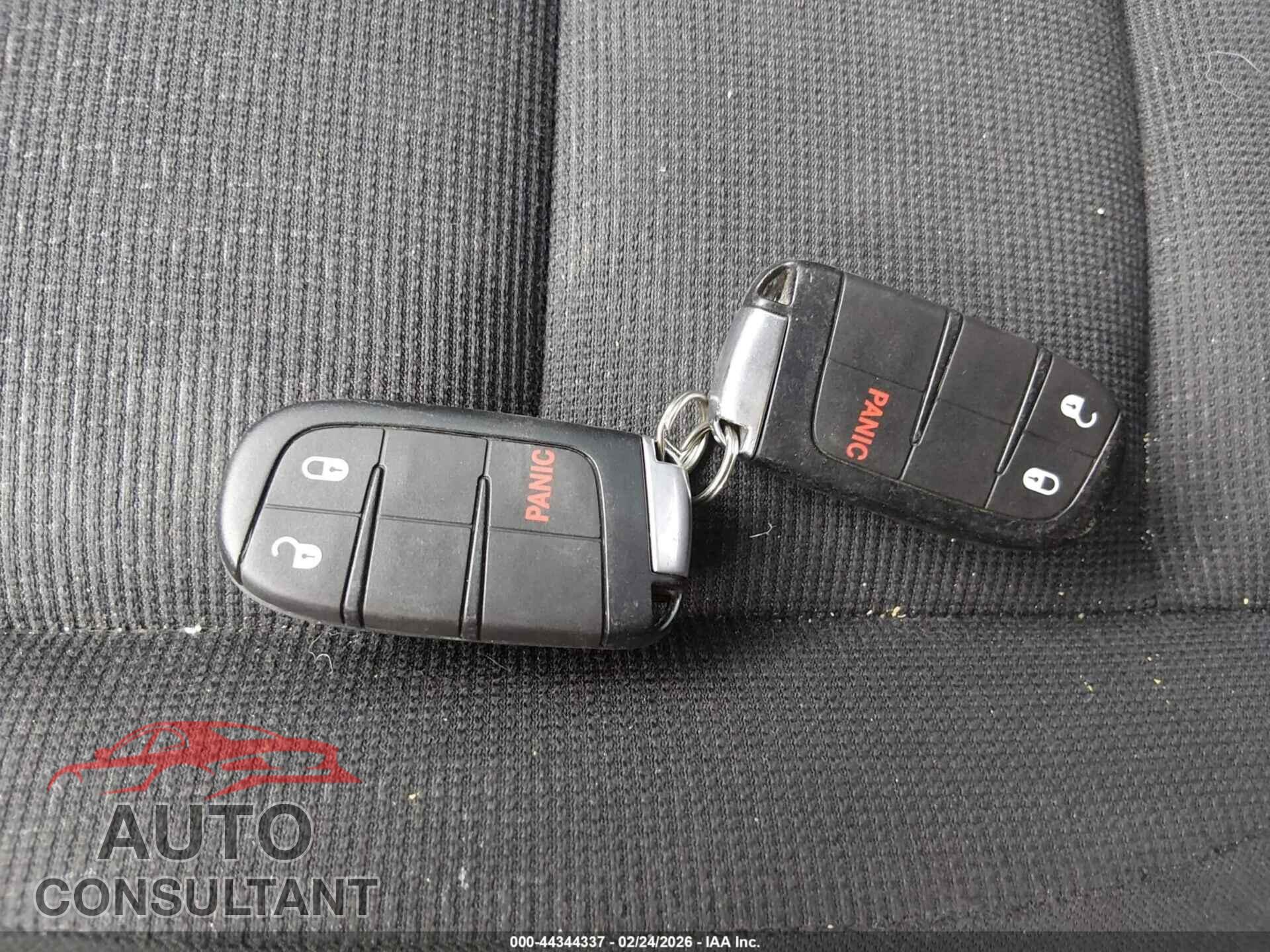 DODGE DURANGO 2017 - 1C4RDJAGXHC816947