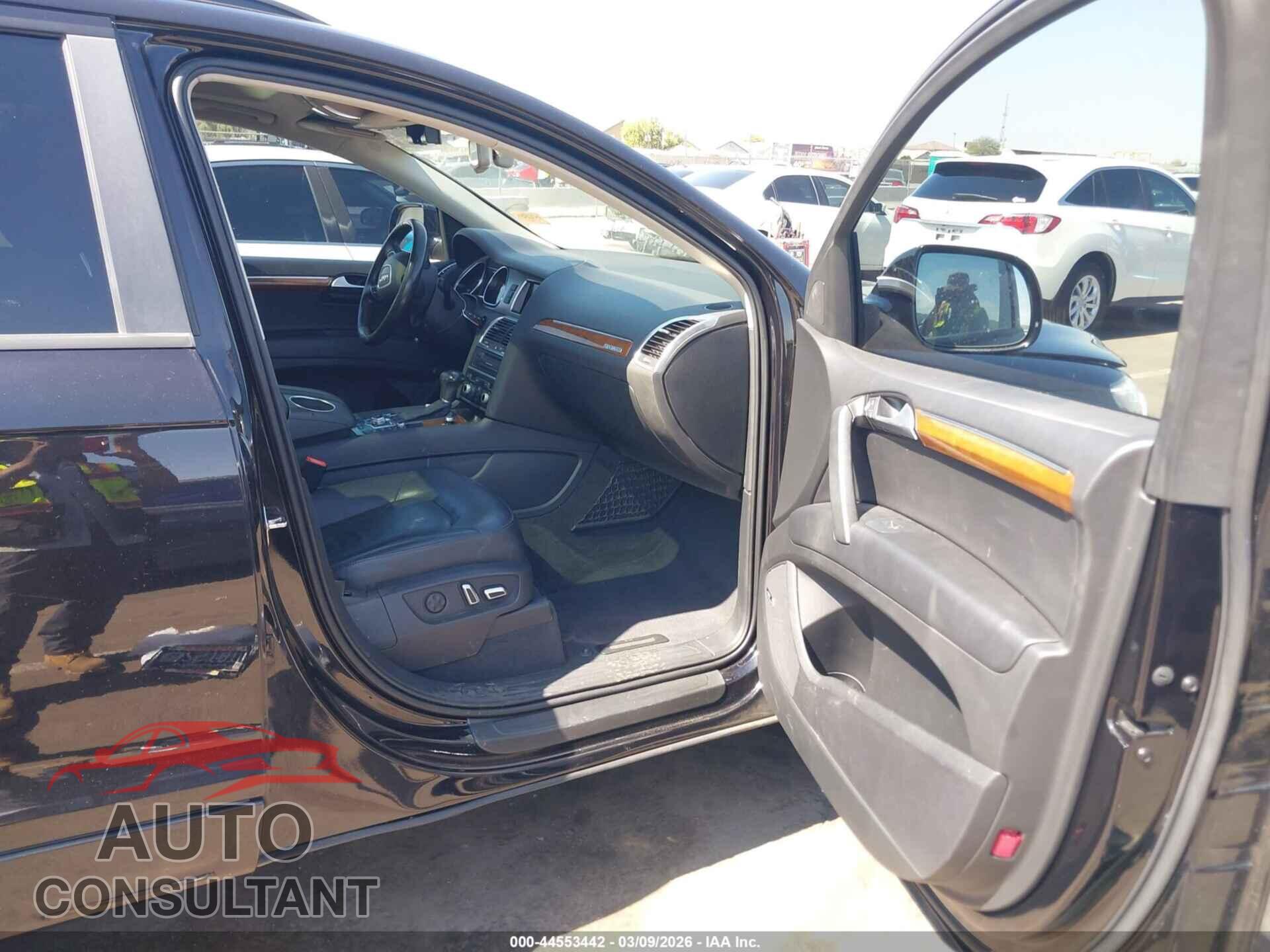 AUDI Q7 2015 - WA1LMAFEXFD032735