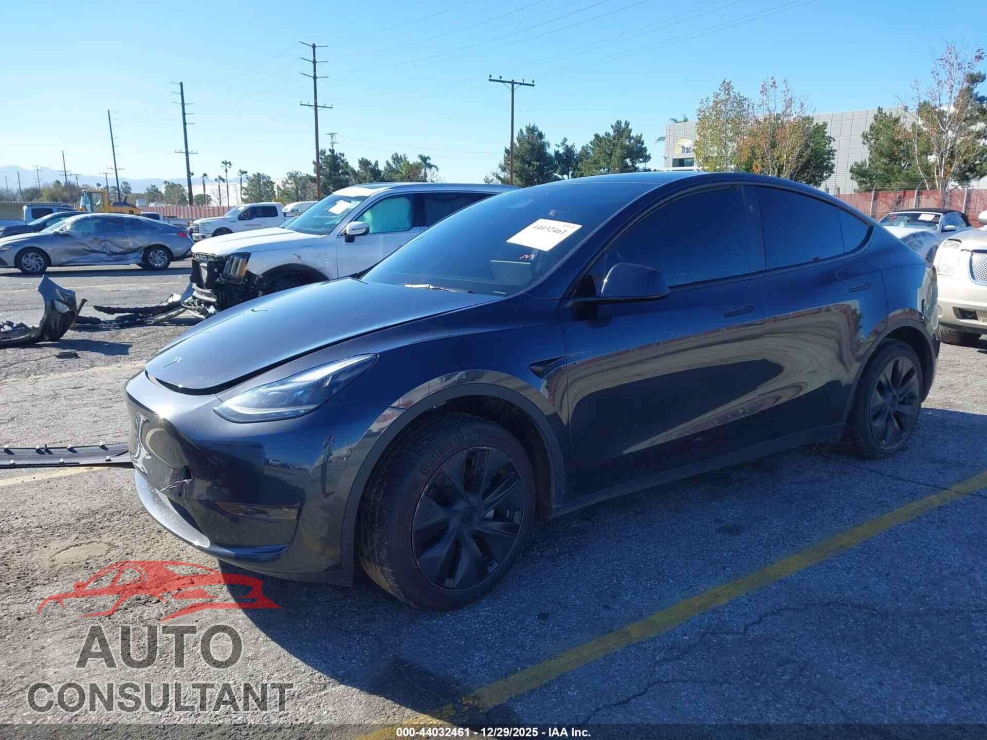TESLA MODEL Y 2024 - 7SAYGDED2RF116545