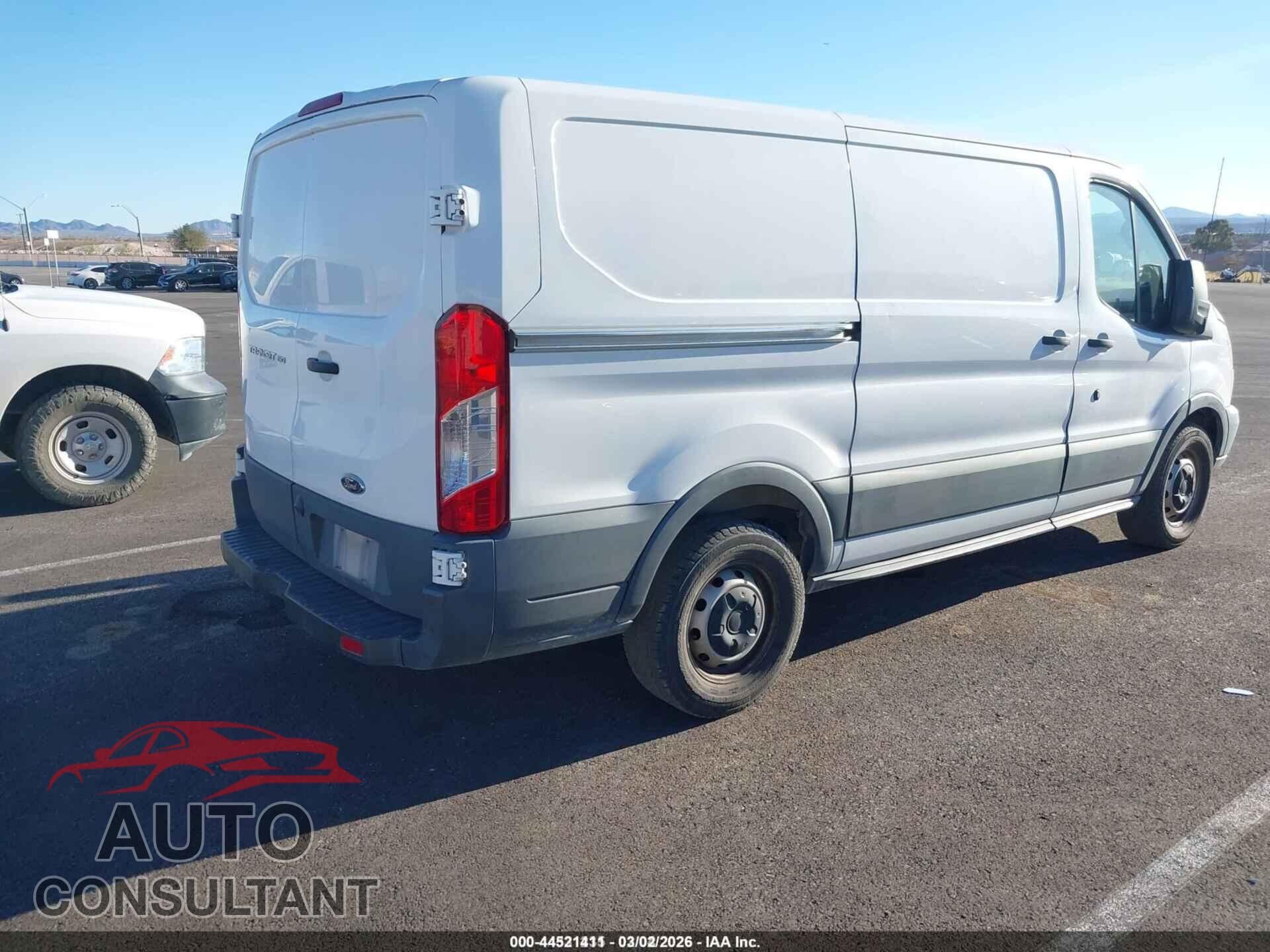 FORD TRANSIT-150 2015 - 1FTNE1YM5FKB30101