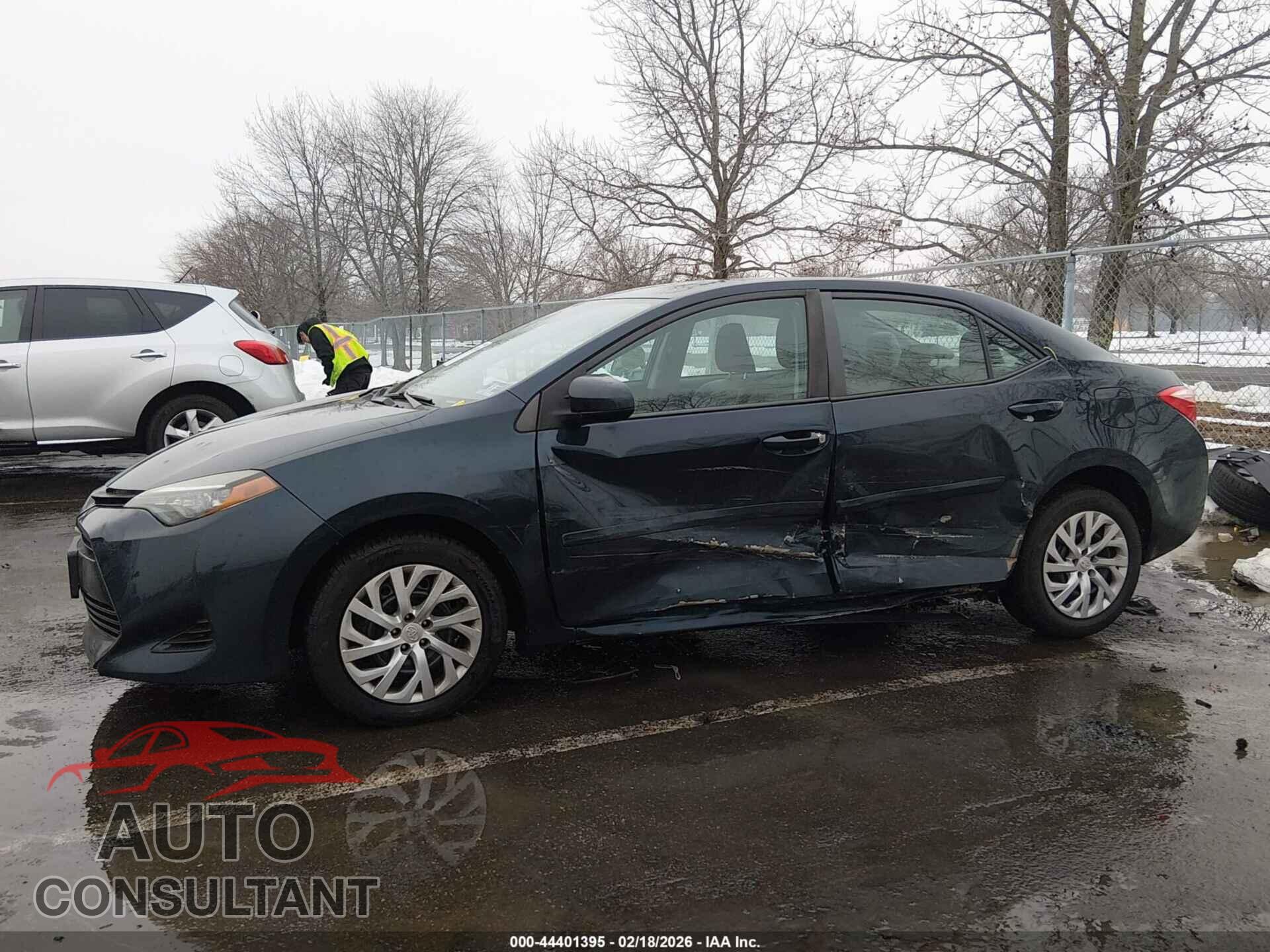TOYOTA COROLLA 2017 - 2T1BURHEXHC773495
