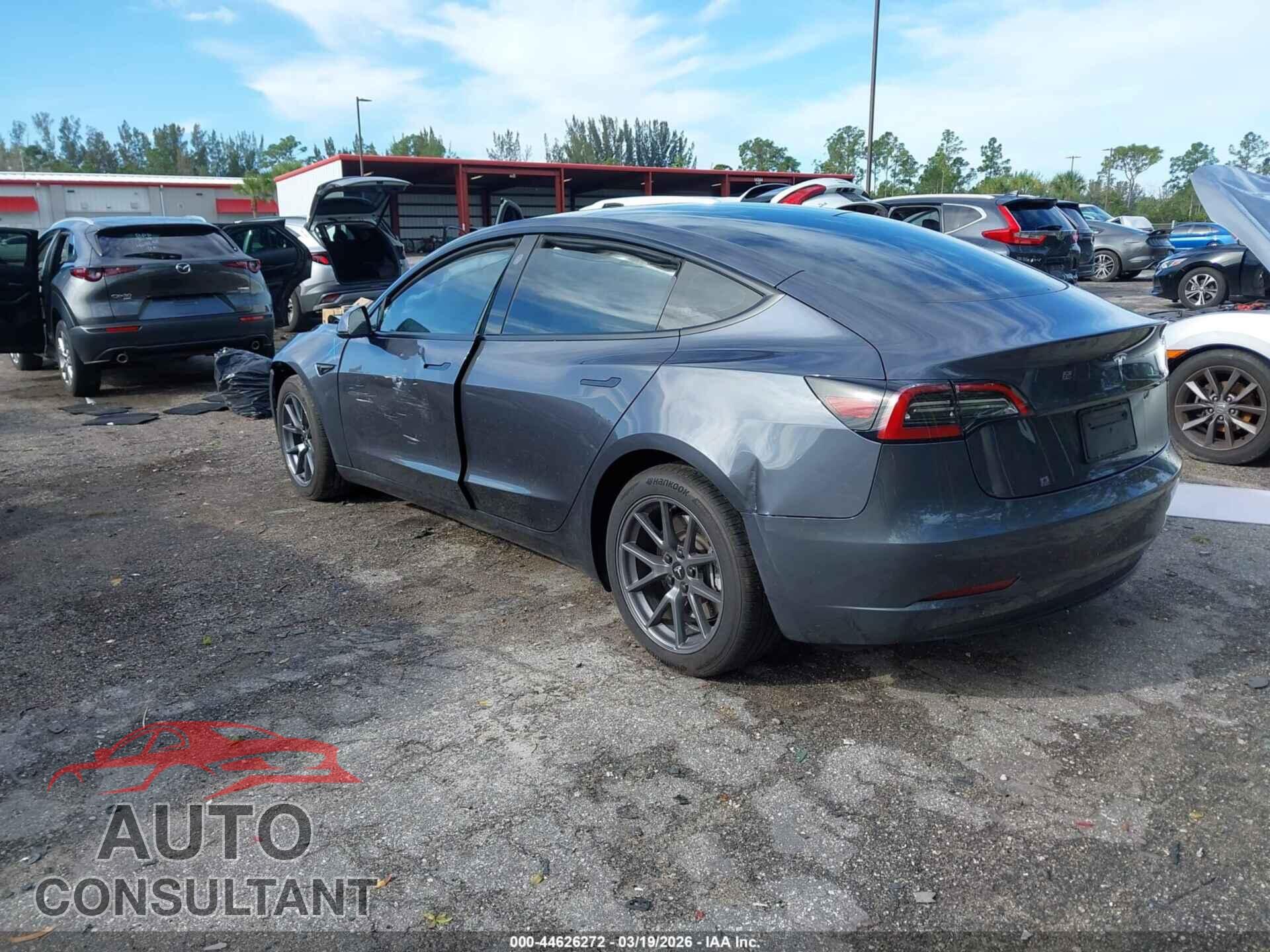 TESLA MODEL 3 2023 - 5YJ3E1EA2PF651437