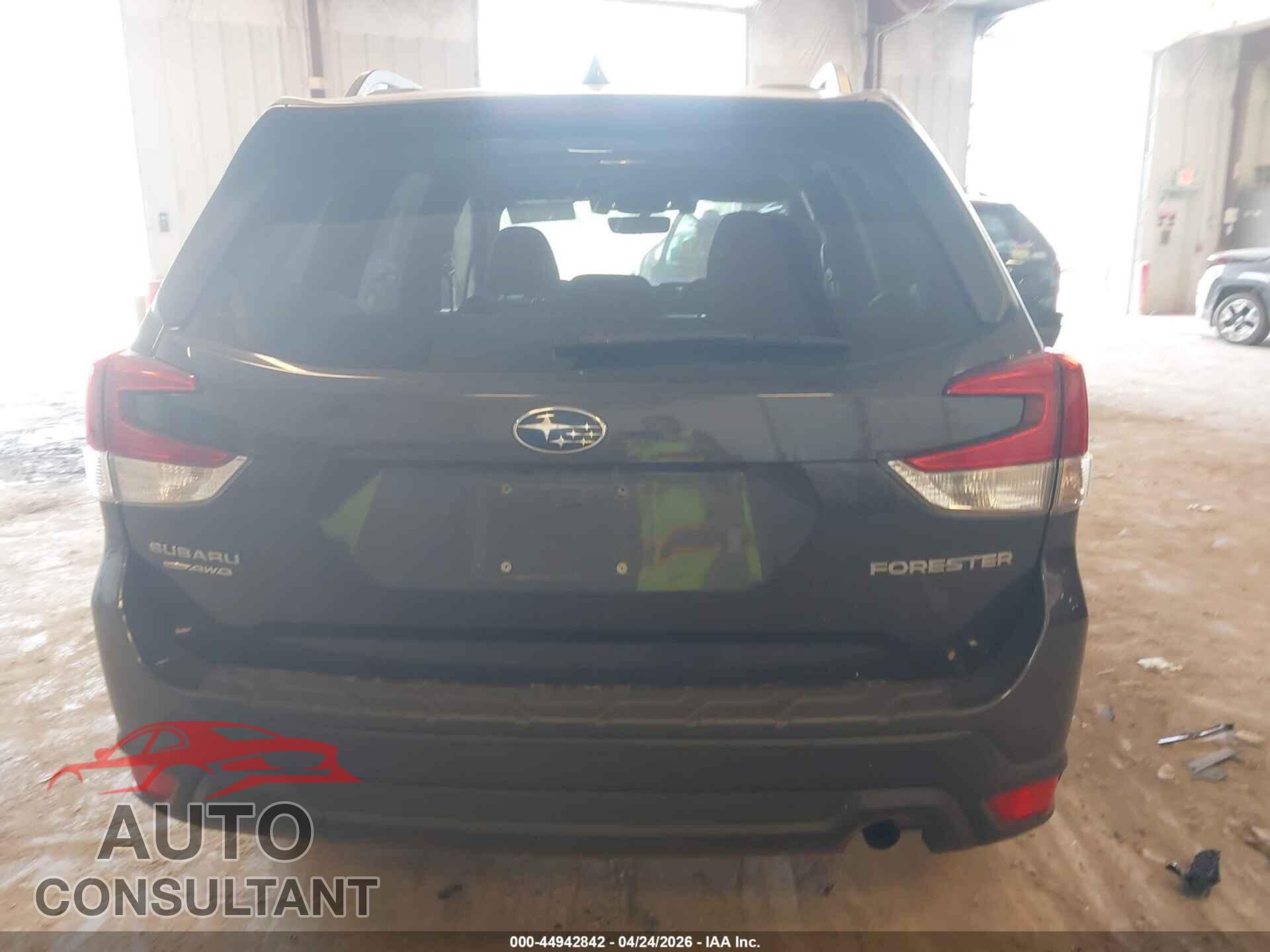 SUBARU FORESTER 2019 - JF2SKAEC3KH447861