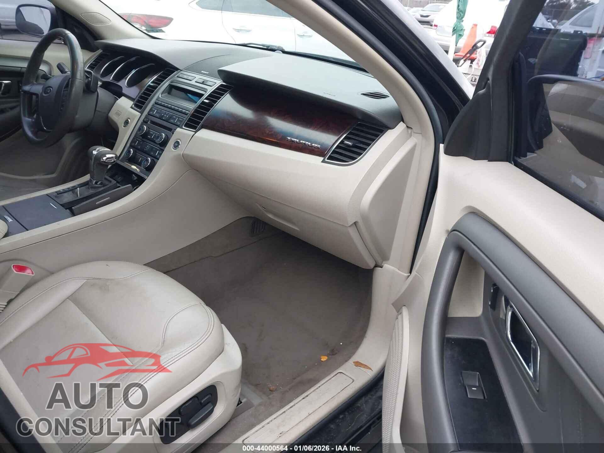 FORD TAURUS 2011 - 1FAHP2EW1BG123202