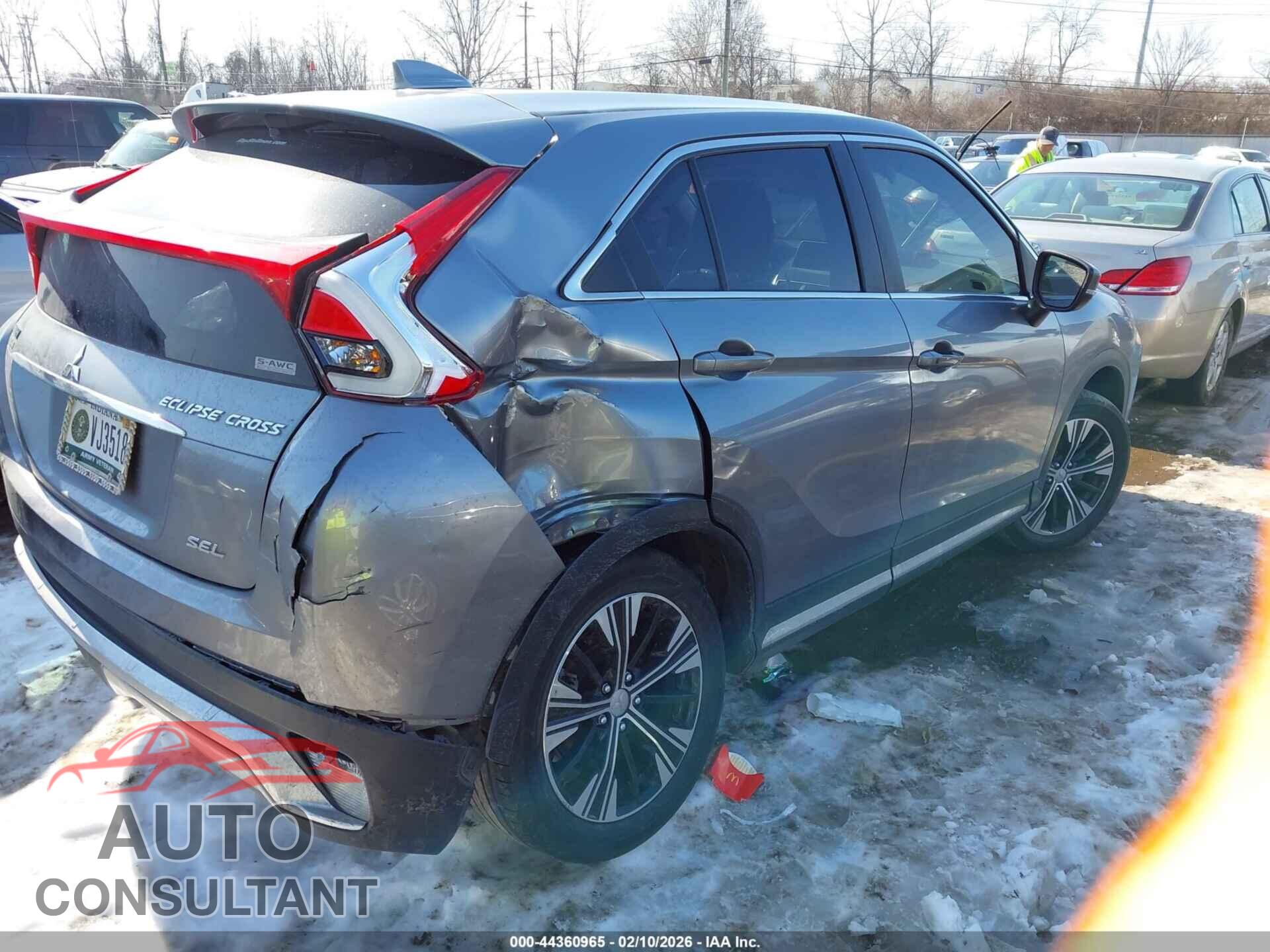 MITSUBISHI ECLIPSE CROSS 2018 - JA4AT5AA8JZ042326