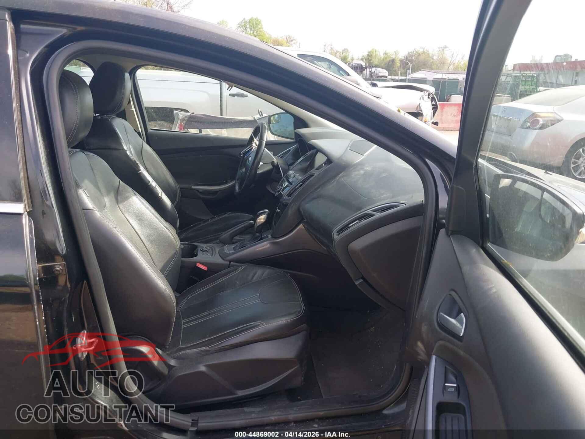 FORD FOCUS 2014 - 1FADP3J22EL291451