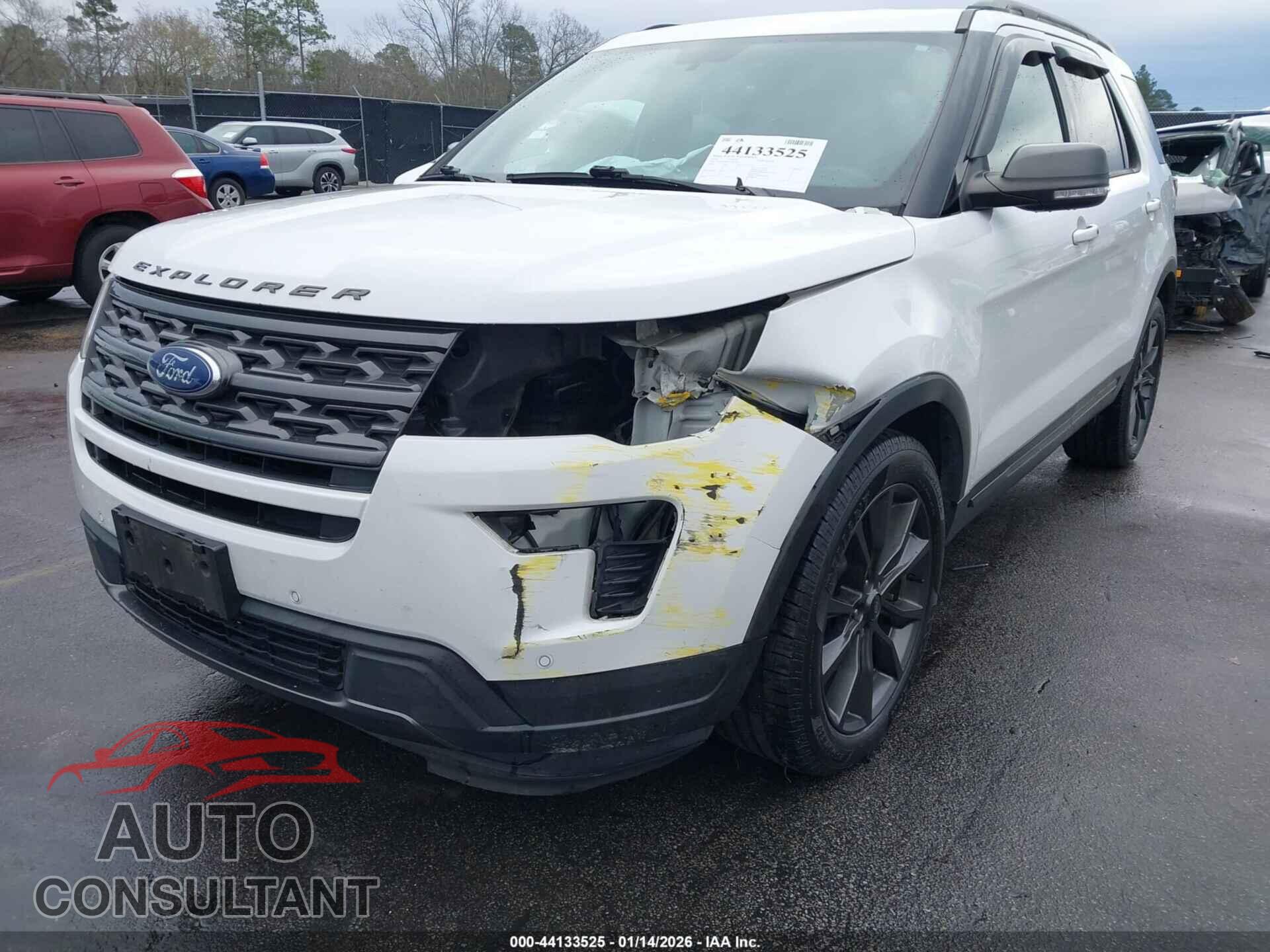 FORD EXPLORER 2018 - 1FM5K7D8XJGB52431