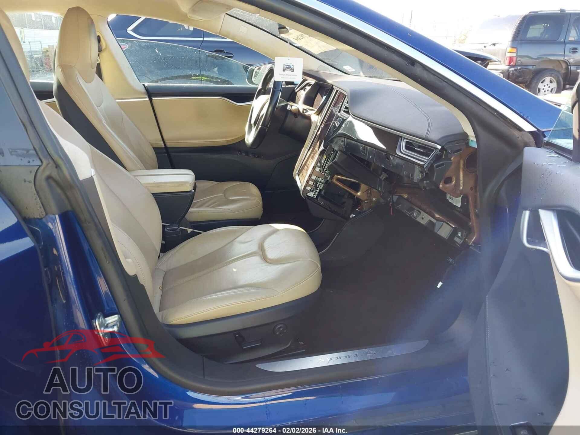 TESLA MODEL S 2015 - 5YJSA1S13FF099117