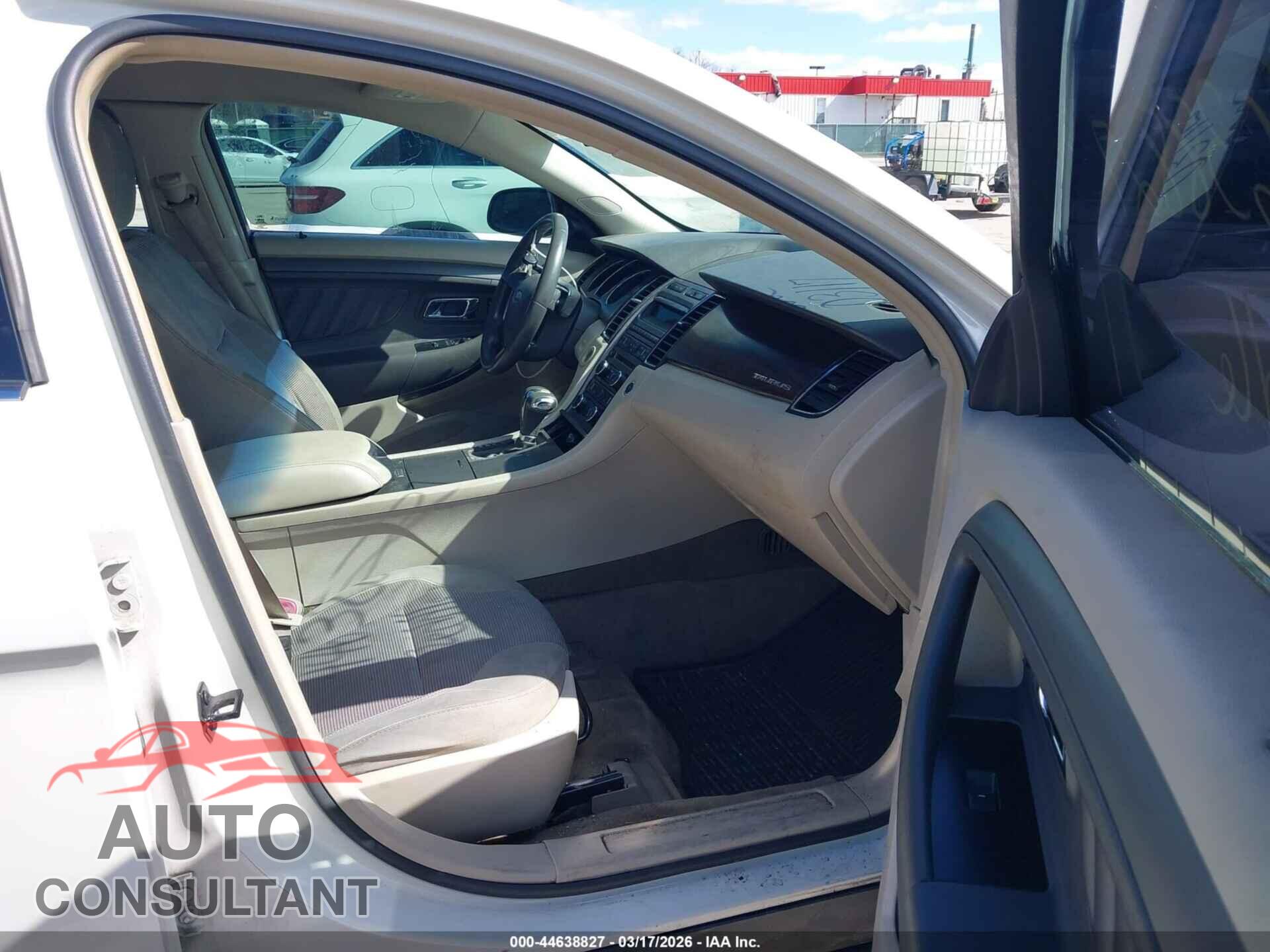 FORD TAURUS 2011 - 1FAHP2EW3BG166035