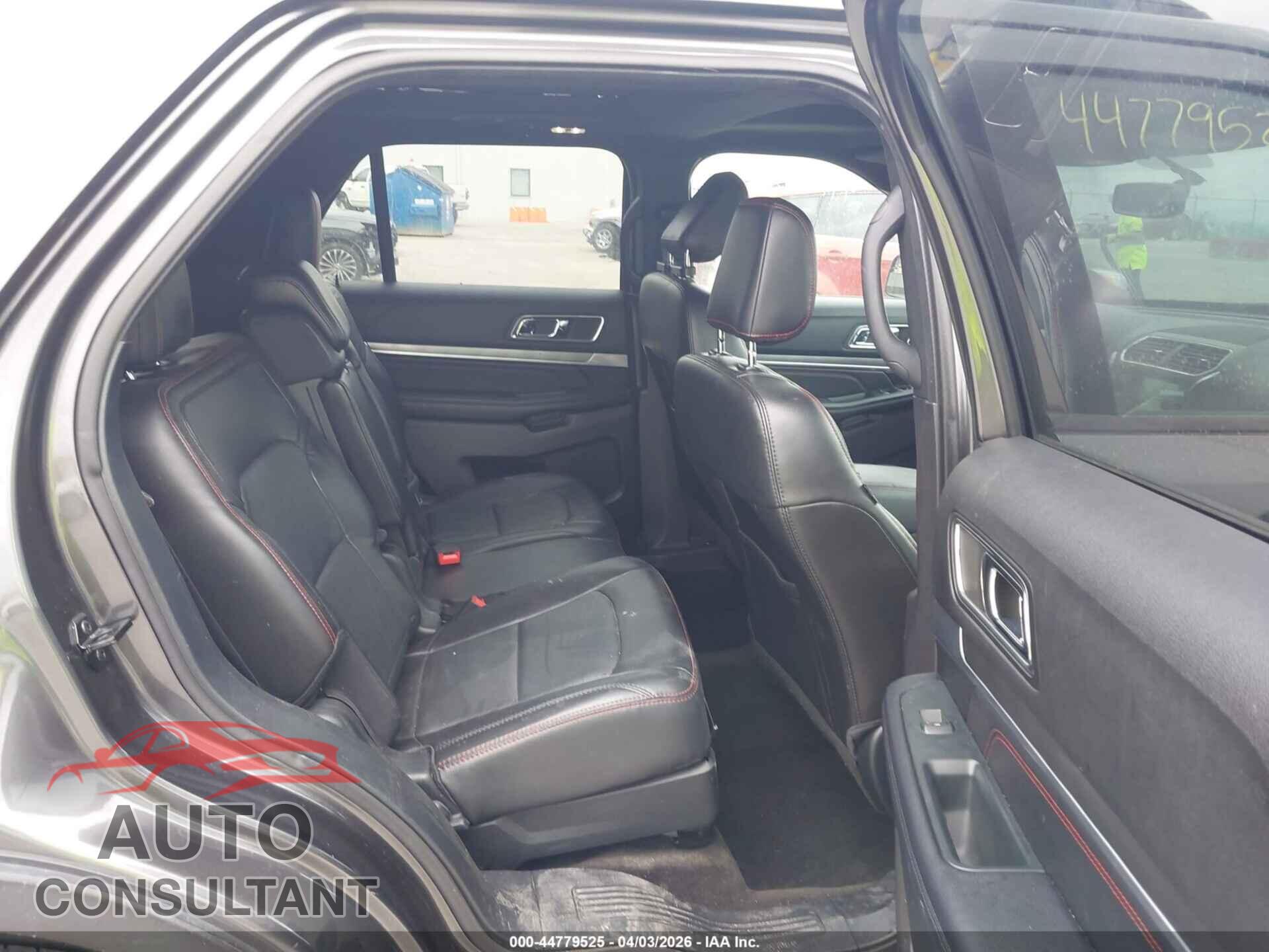 FORD EXPLORER 2018 - 1FM5K8GTXJGB53021