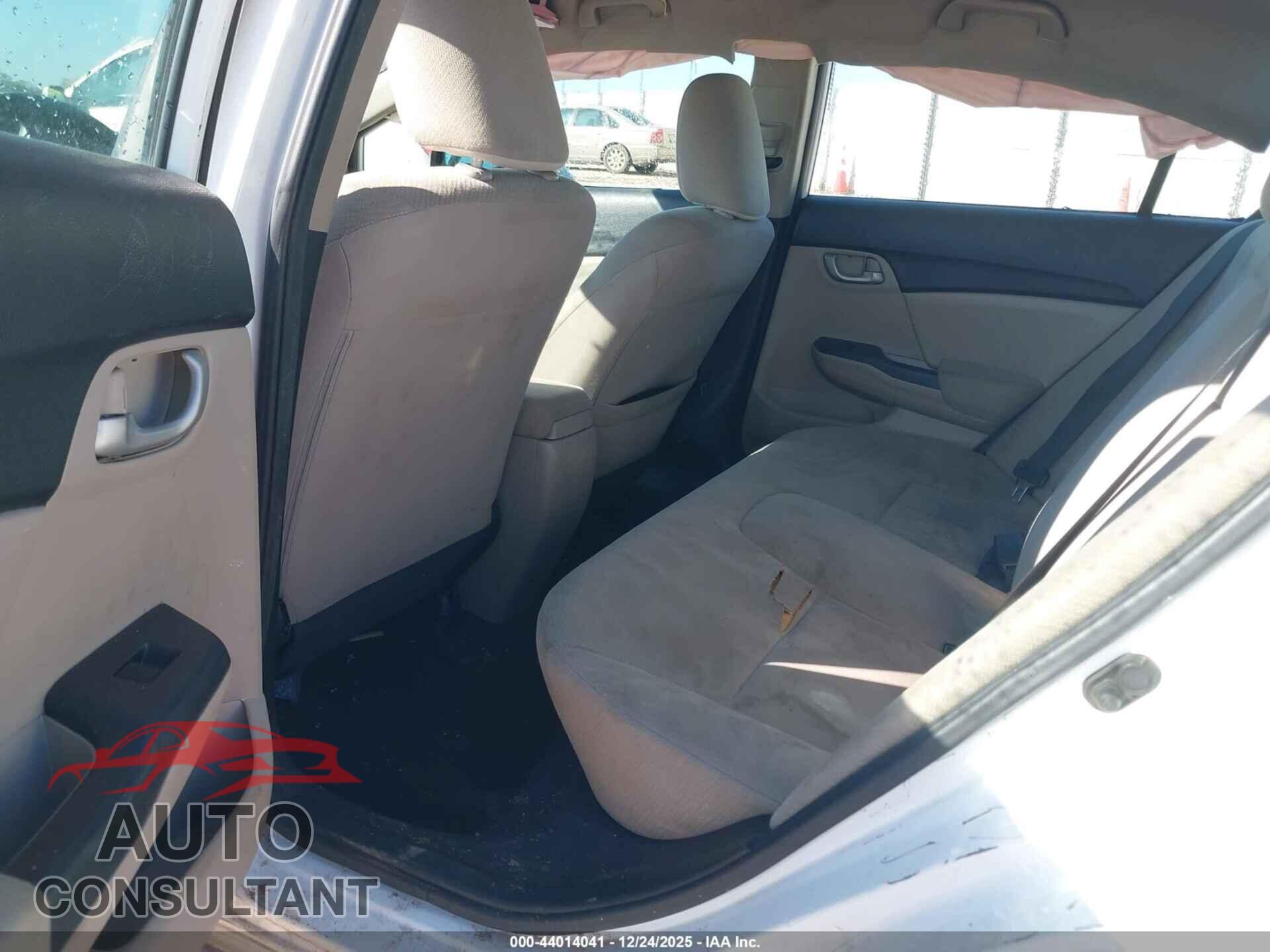 HONDA CIVIC 2013 - 19XFB2F58DE035000
