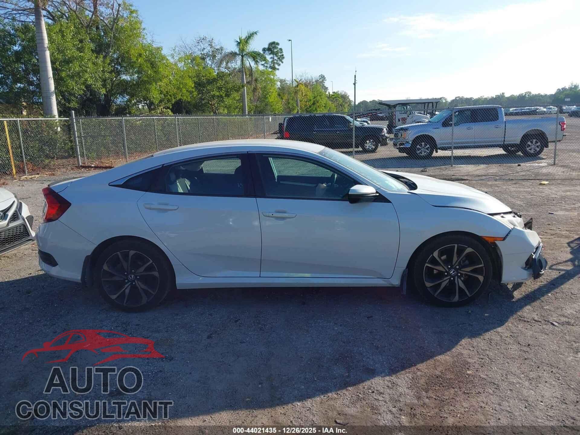 HONDA CIVIC 2020 - 2HGFC2F87LH584361