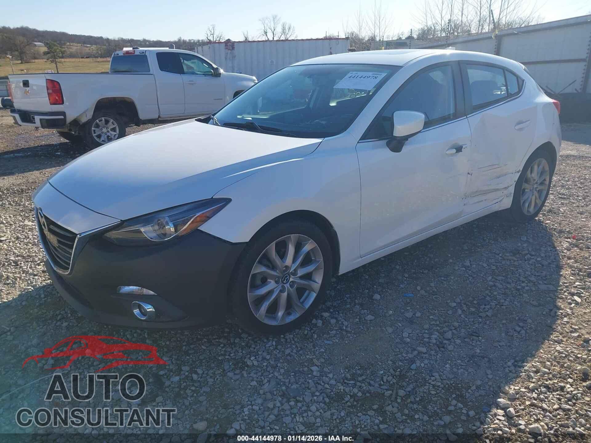 MAZDA MAZDA3 2014 - JM1BM1M33E1177571