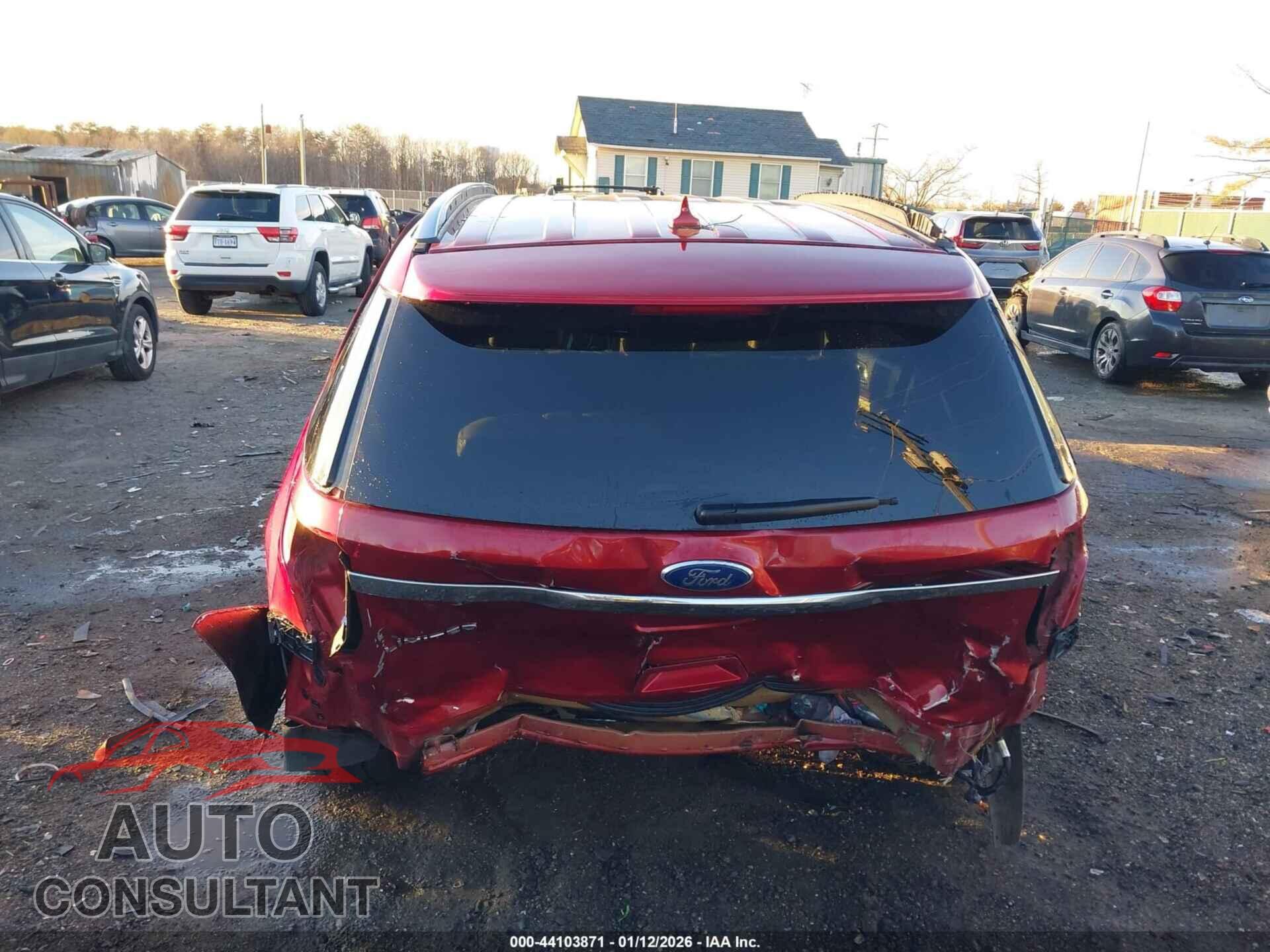 FORD EXPLORER 2018 - 1FM5K7F85JGA73858