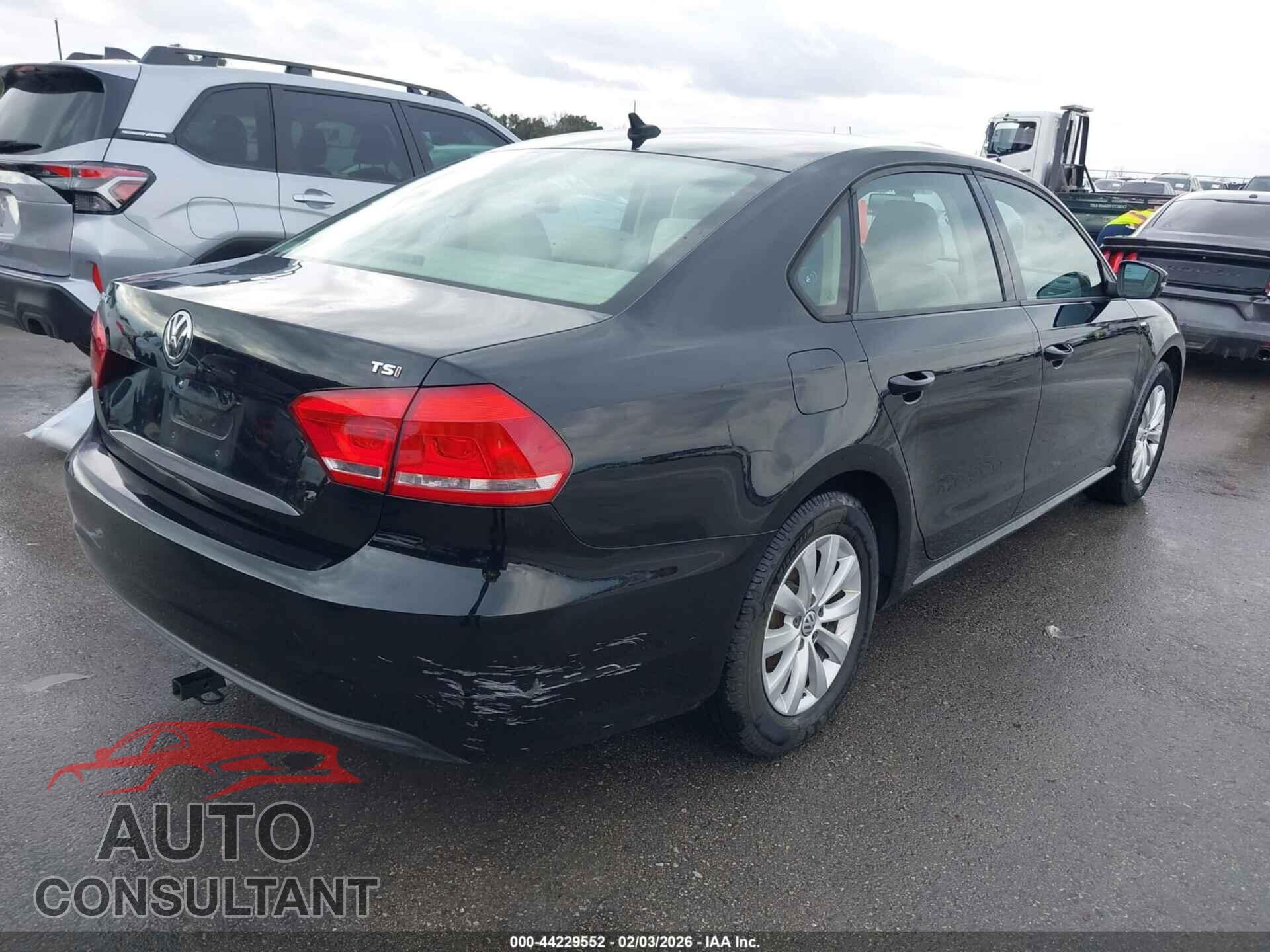 VOLKSWAGEN PASSAT 2014 - 1VWAS7A34EC063489